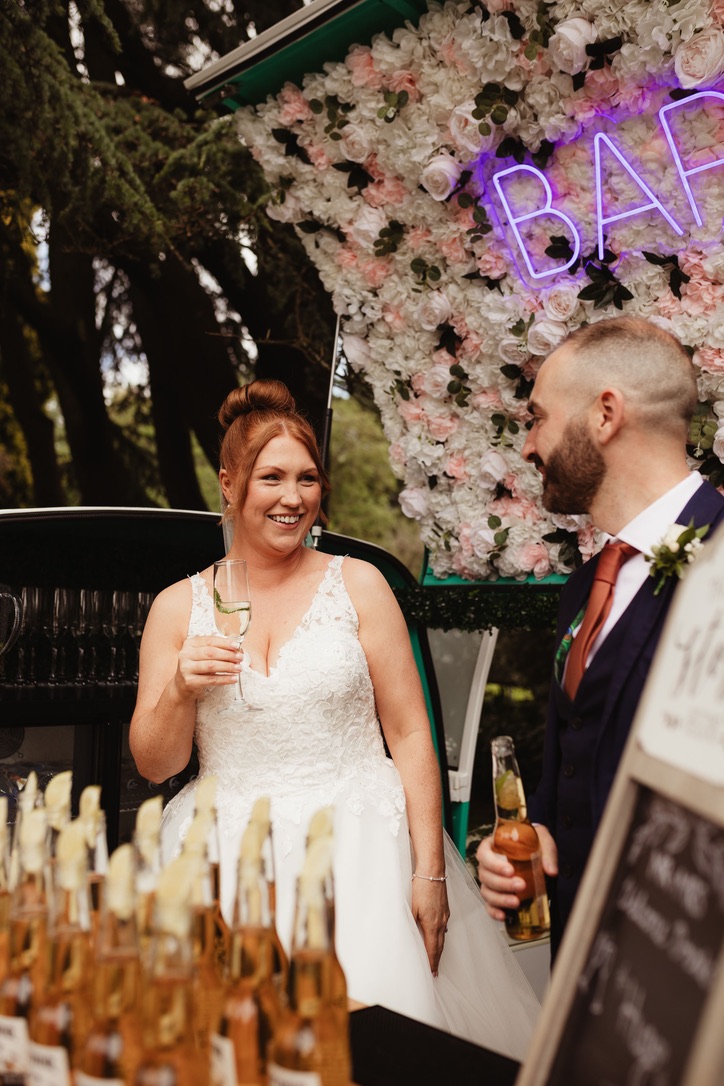 VW Camper Mobile Cash Bar