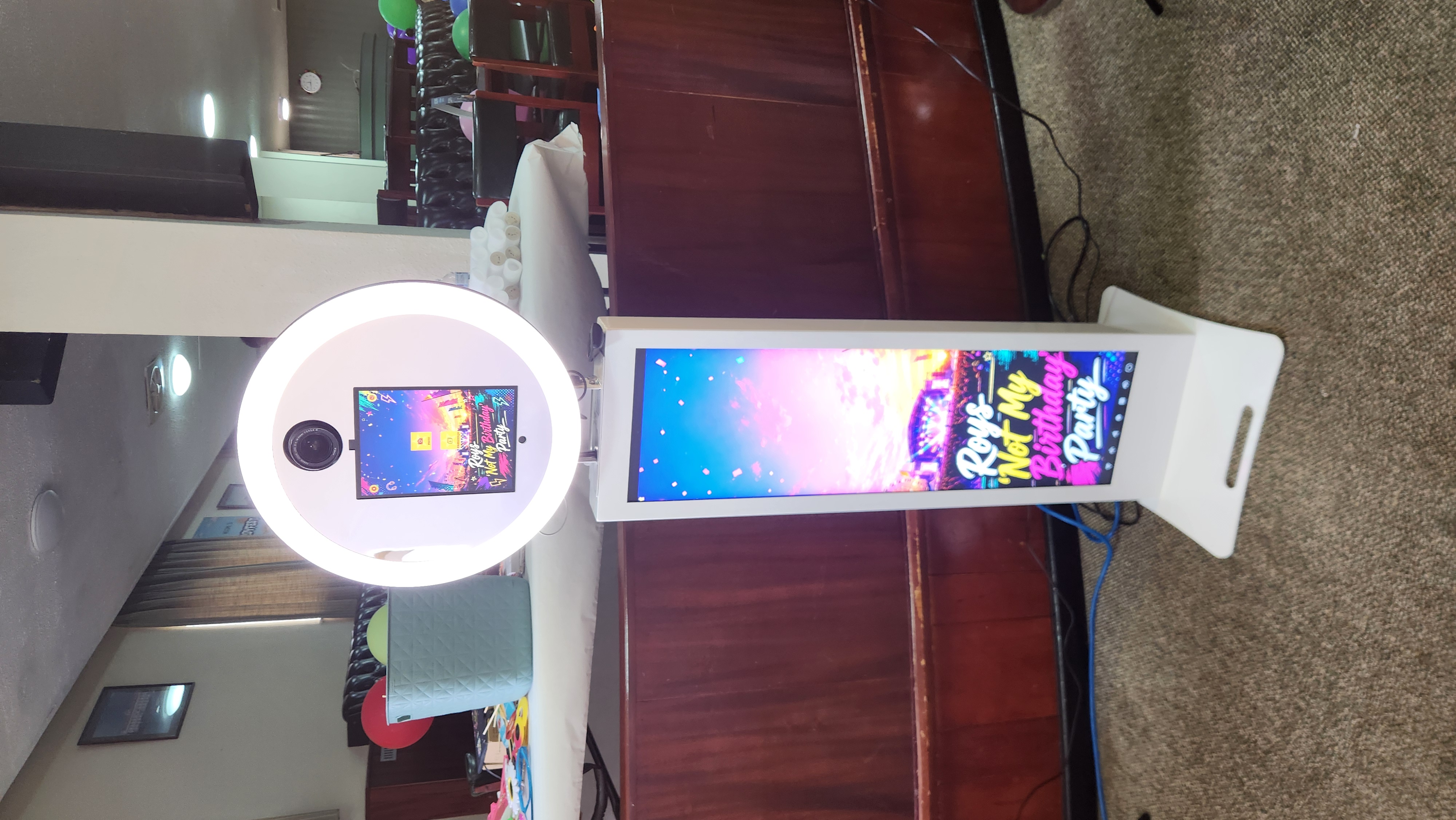 Selfie Pod Photo Booth