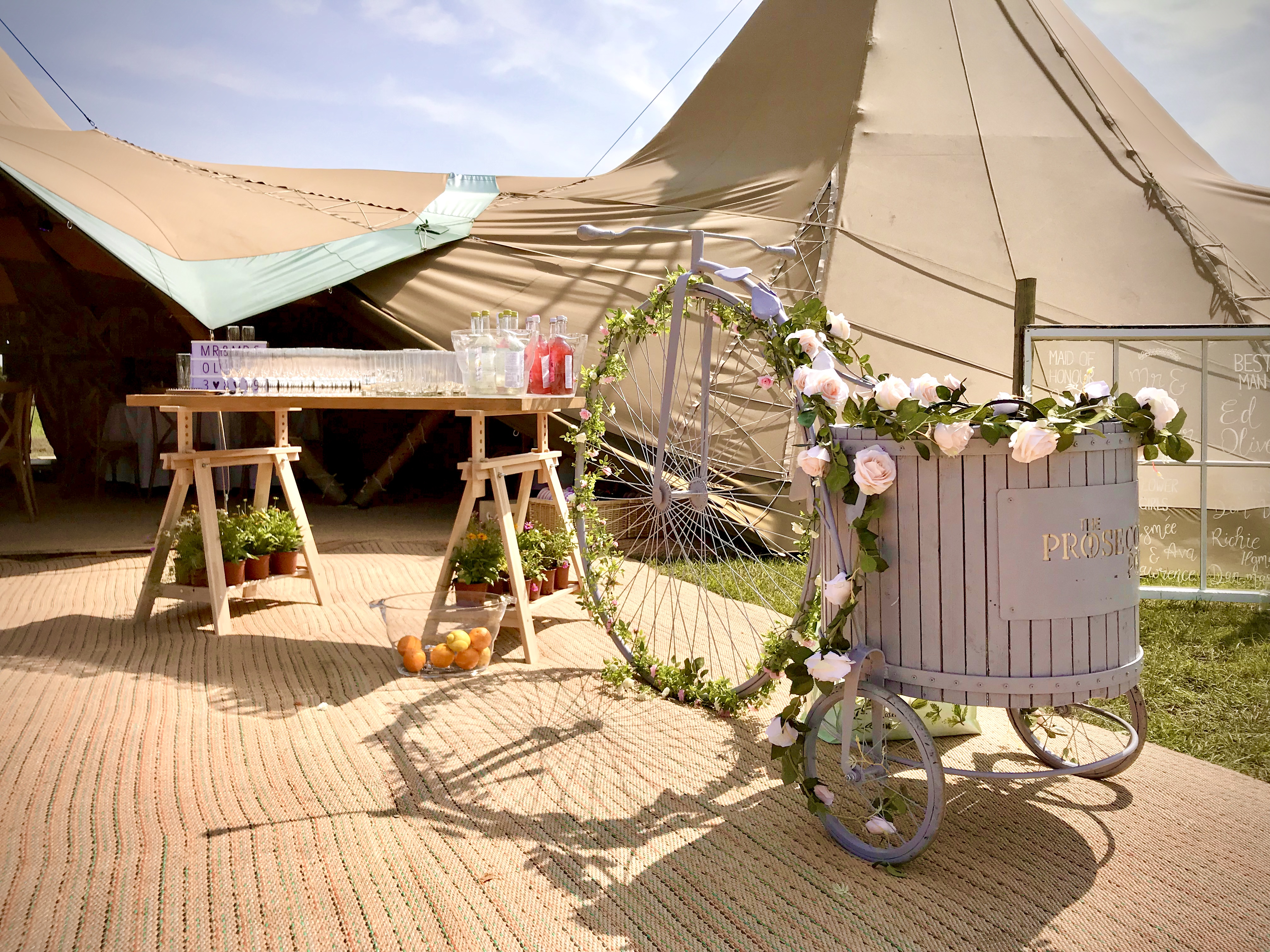 All-Inclusive Prosecco & Peroni Served From Penny Farthing Bike