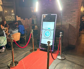 State-Of-The-Art Interactive Magic Mirror Photo Booth