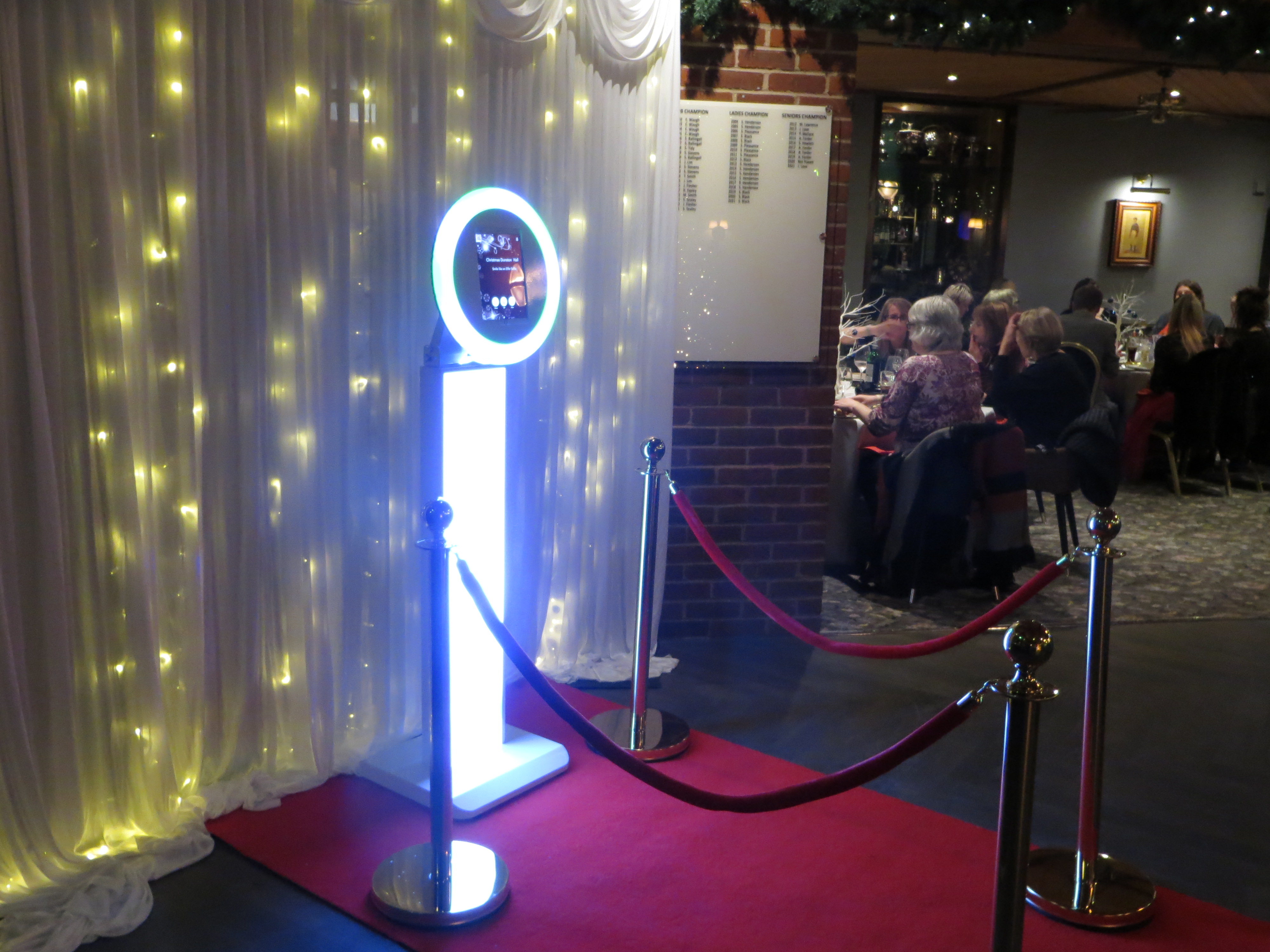 Ringlight Selfie Pod Photo Booth