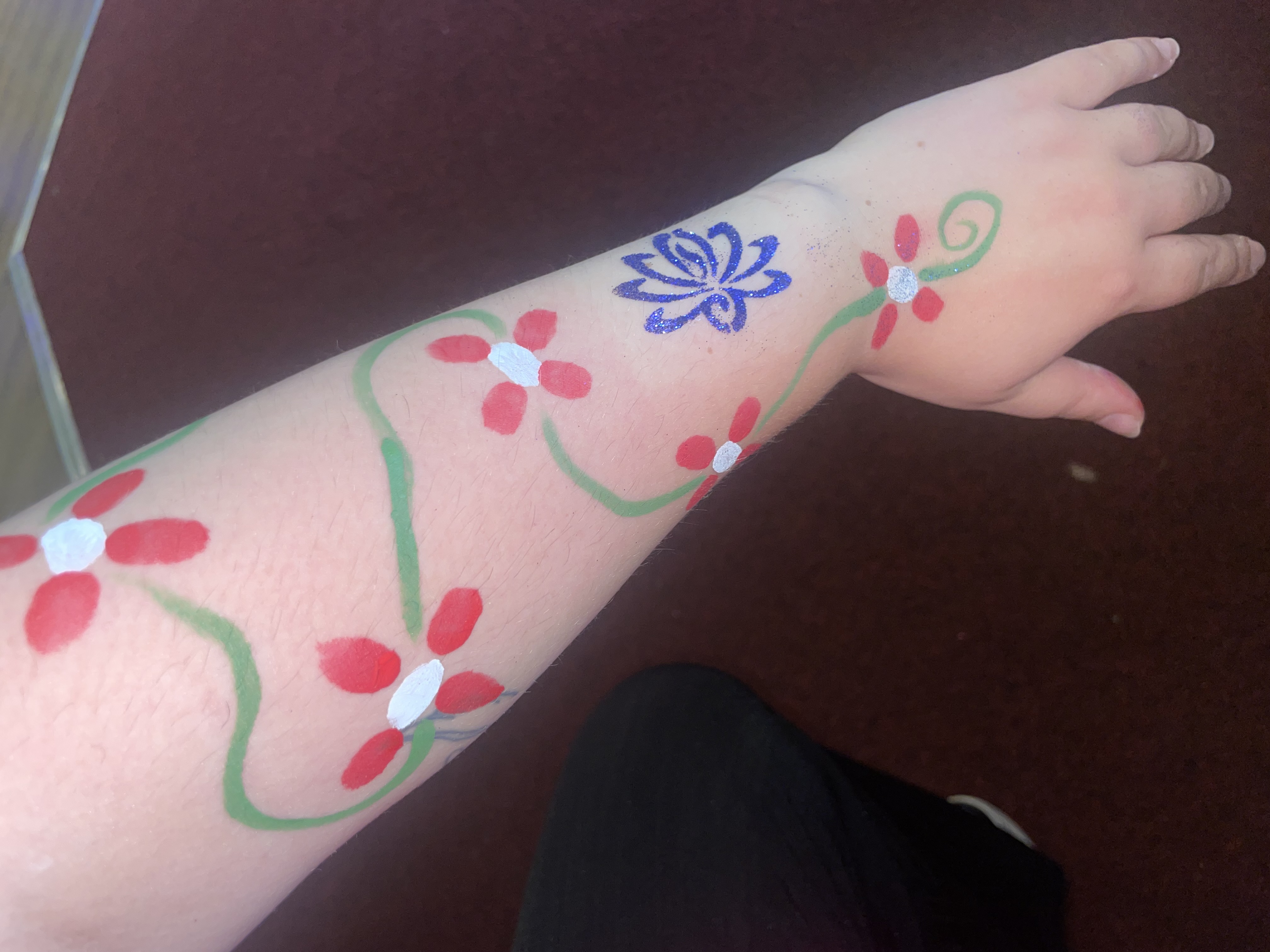 Glitter, Colour & Creative Face Painter