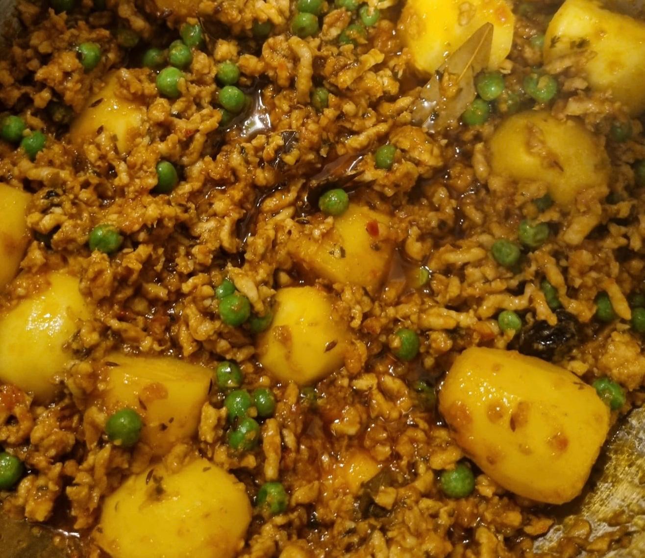 Signature Street Curry & Rice Bowl