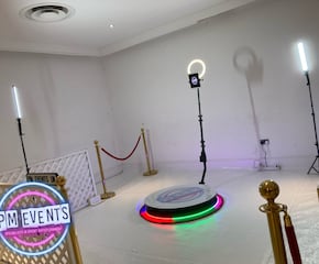 Unique & Trending 360 Video and Photo Booth