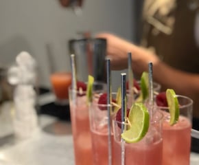 4 HOUR OPEN BAR: Cocktails, Spirits, Beer & Wine!