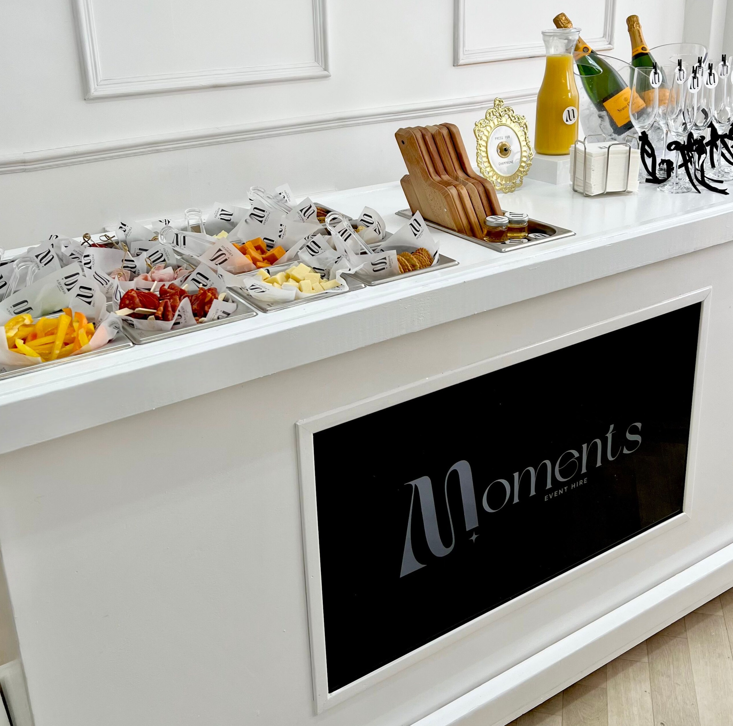 Charcuterie & Bubbly Cart with Customisable Screen
