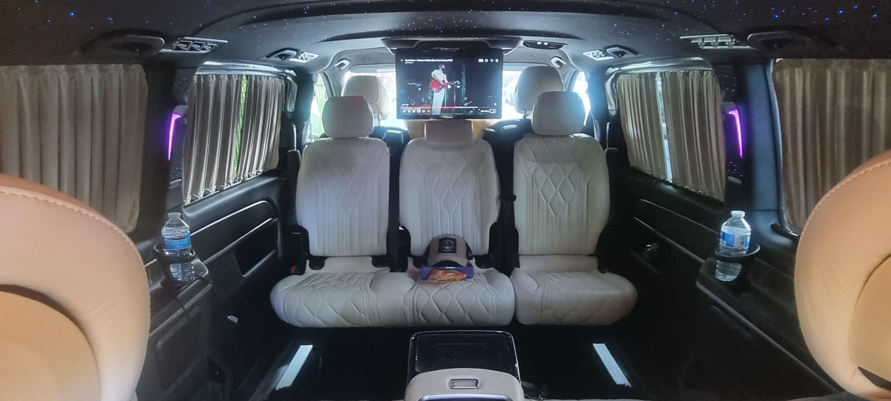 Luxury Mercedes V-Class with Chauffeur