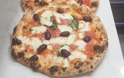 Wood Fired Napolitan Pizza