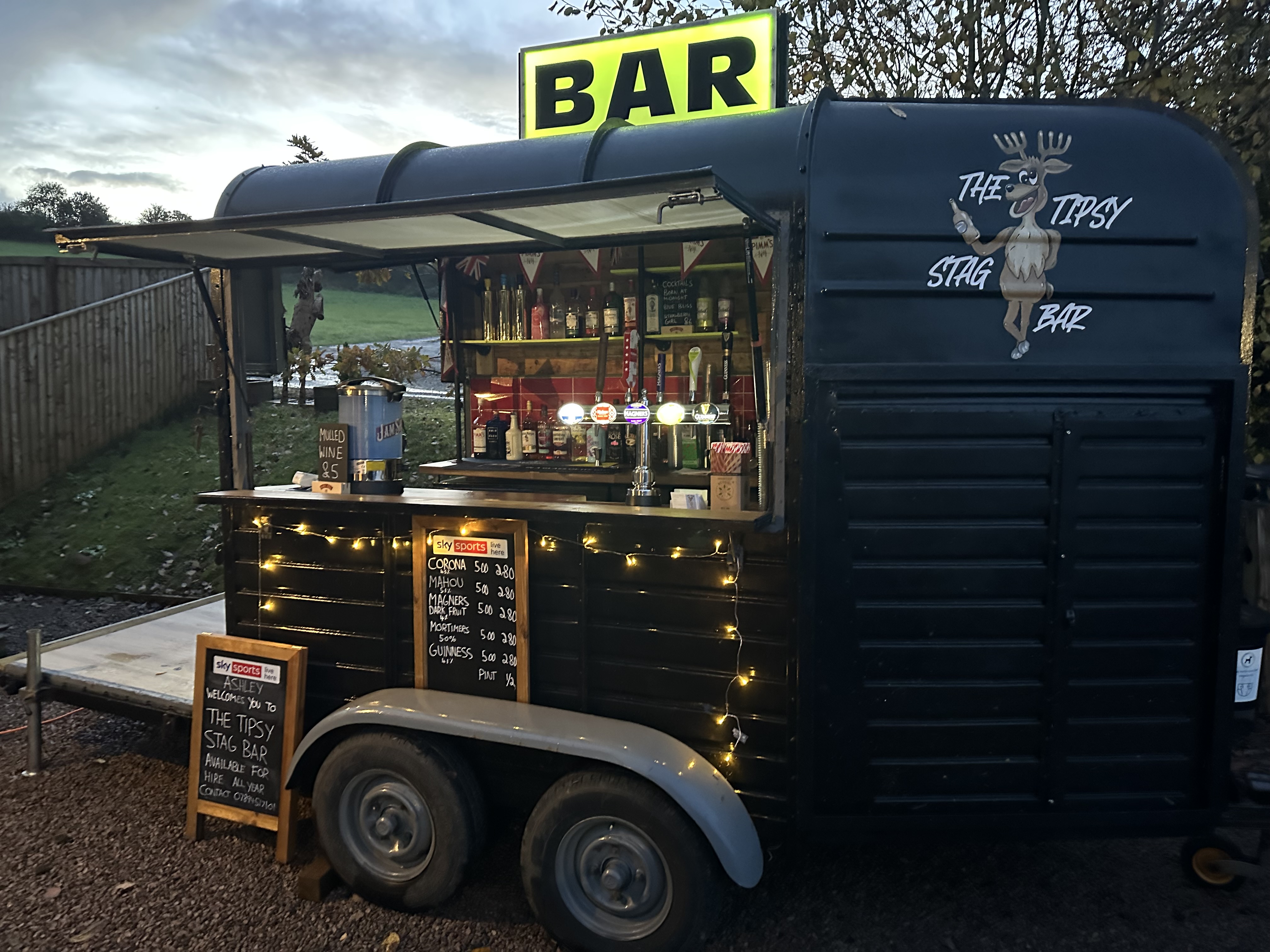 Mobile Bar bookings for 2026/2027 discount when booking before may
