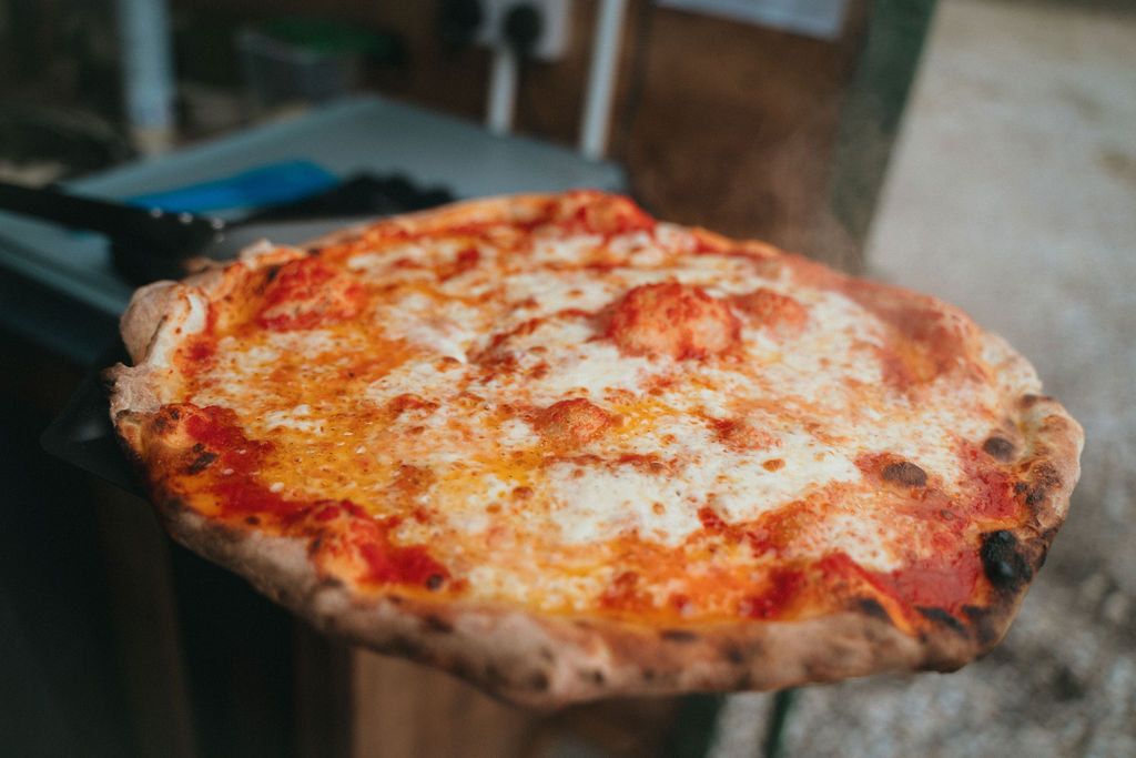 Top-Quality New York Inspired Pizza from a Vintage Horse Trailer