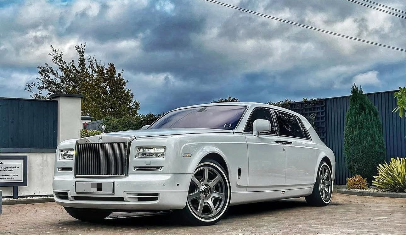 Luxury Rolls Royce Phantom Series 2
