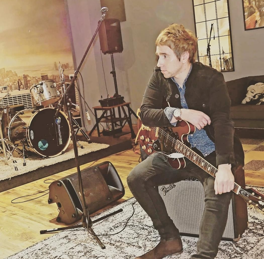 Joshua Mai Acoustic Guitar Vocalist & Songwriter