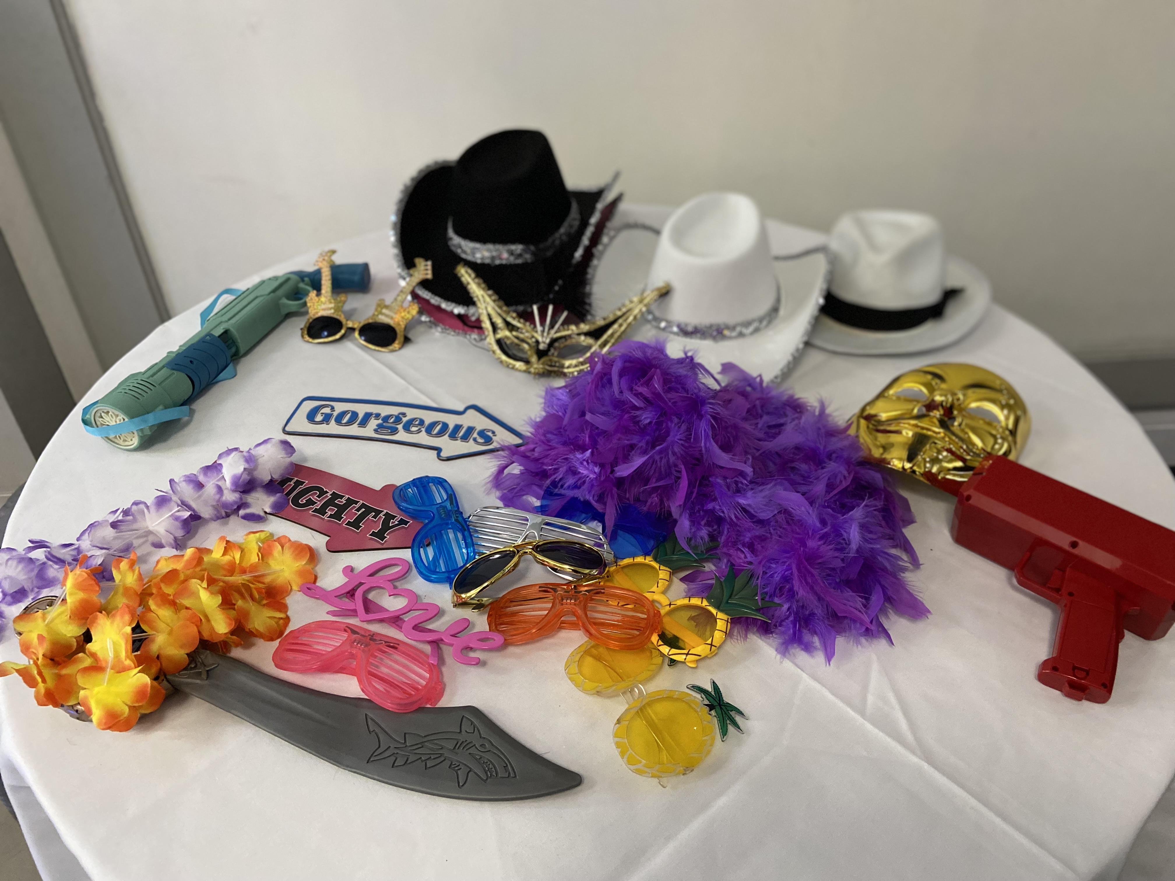 Turn Moments Into Magic with 360 Photo Booth & Red Carpet Experience