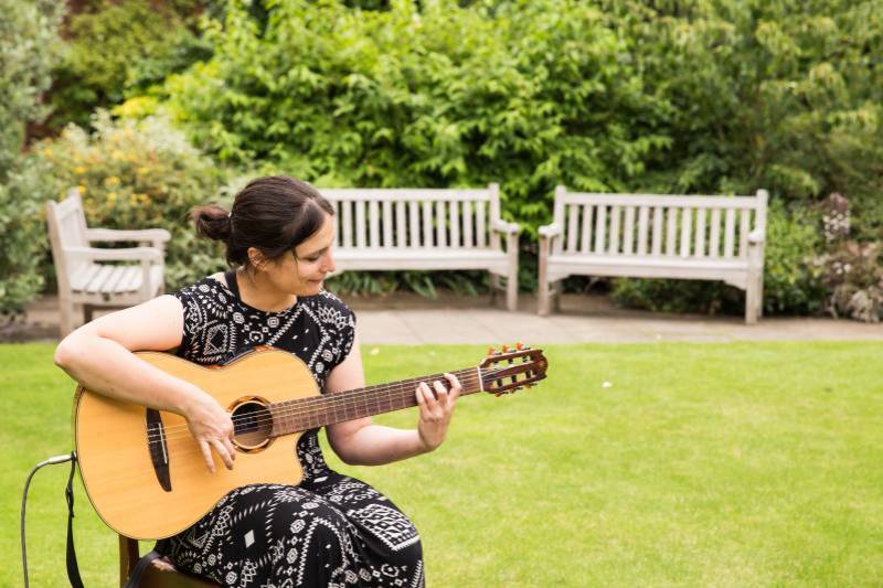 Award-Winning Spanish/Flamenco Guitarist