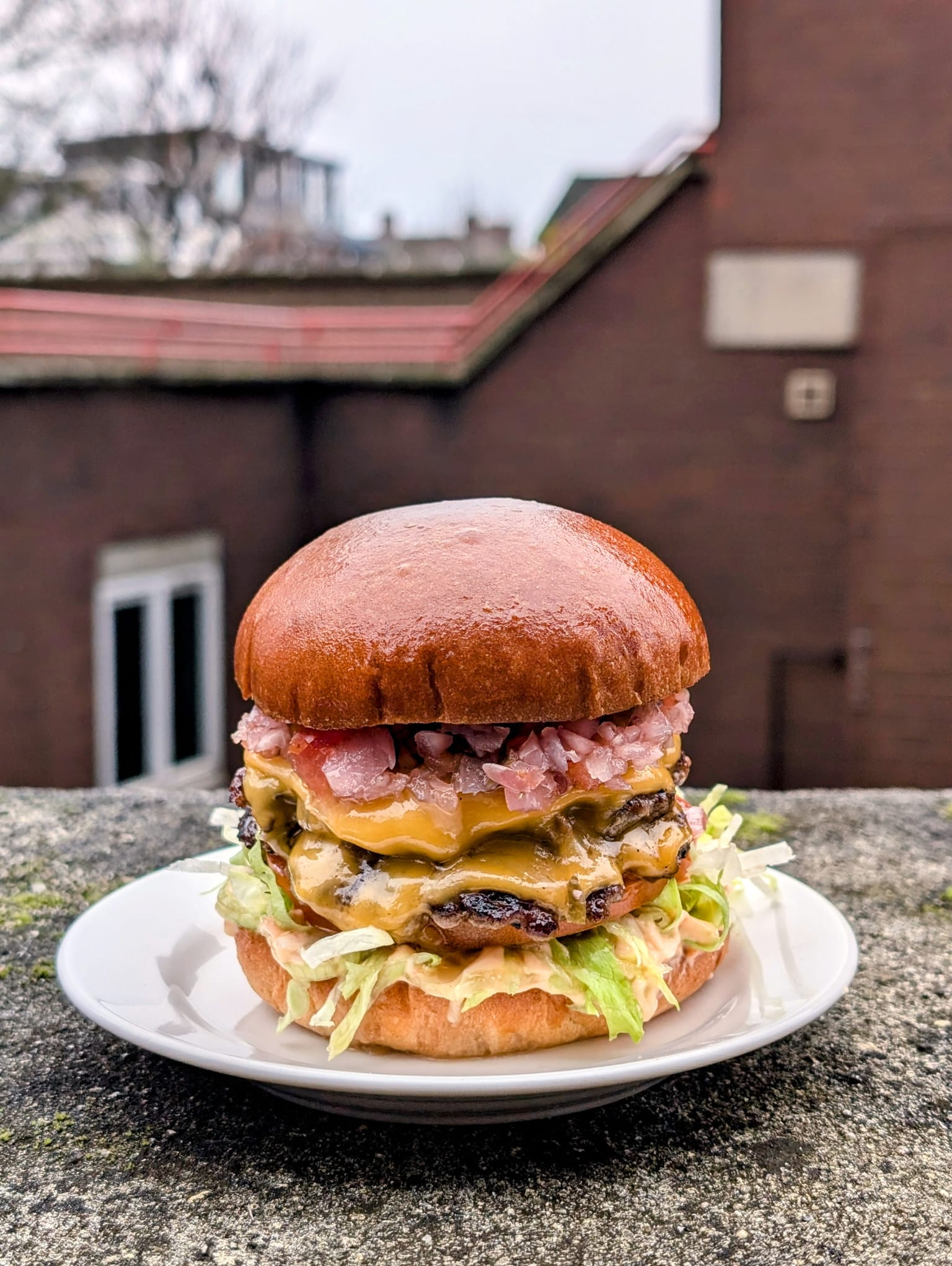 American Step Van Serving Delicious Burgers & Sides