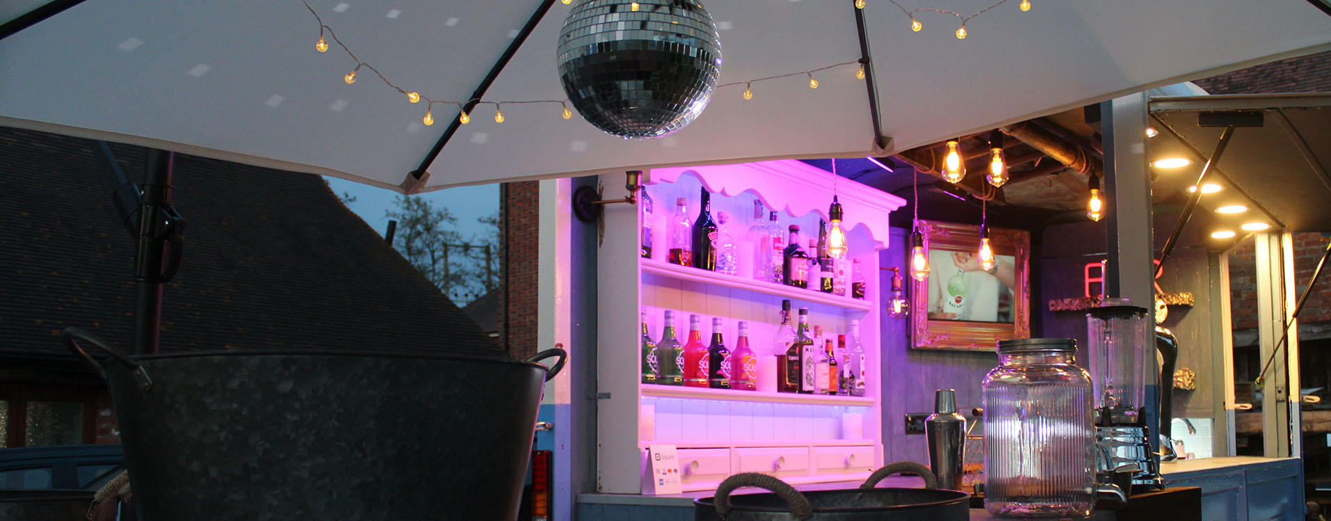 Vintage Fully Stocked Licensed Horse Trailer Bar