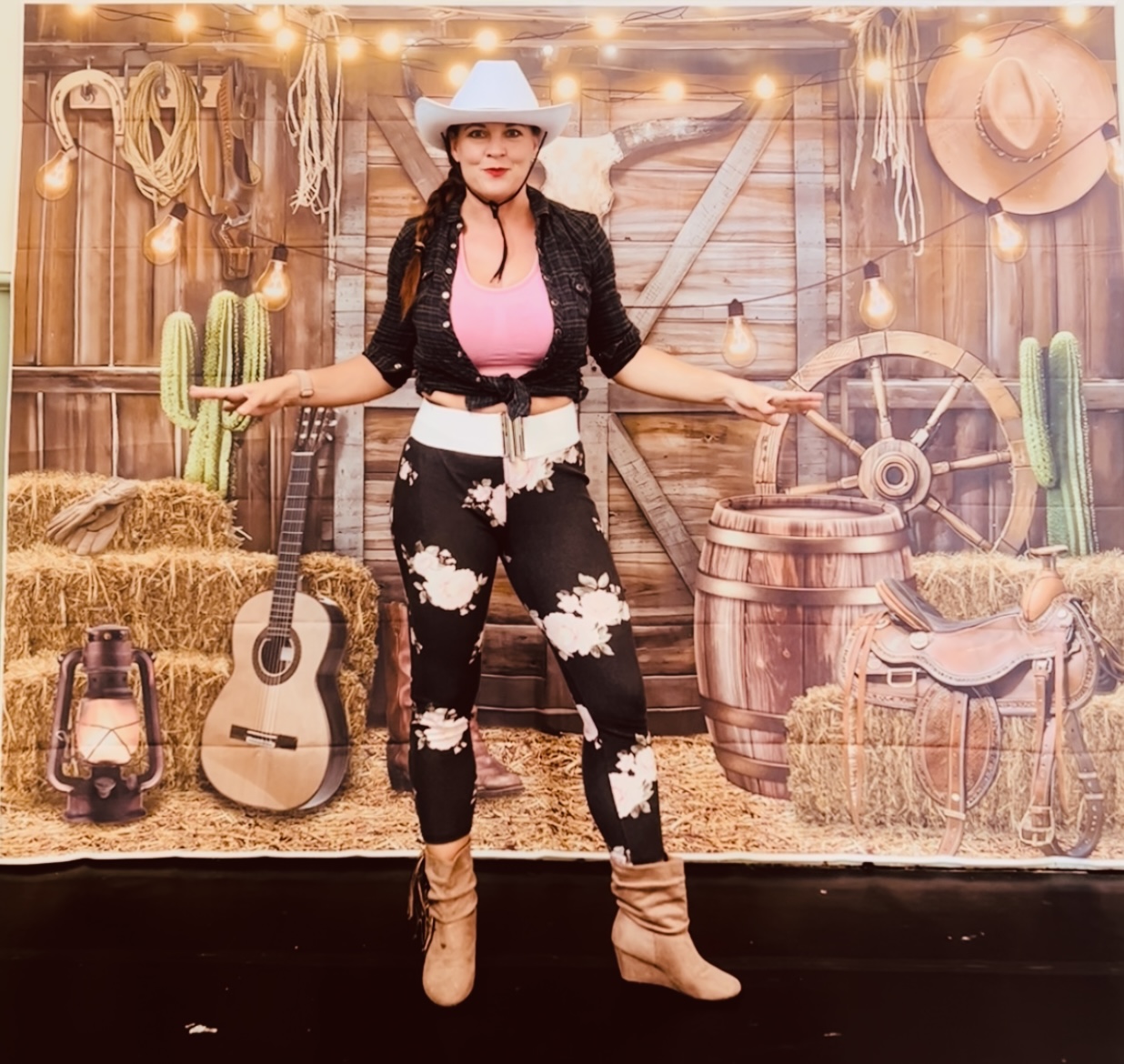 Fun & Friendly Line Dance Caller for Country & Western-Themed Events