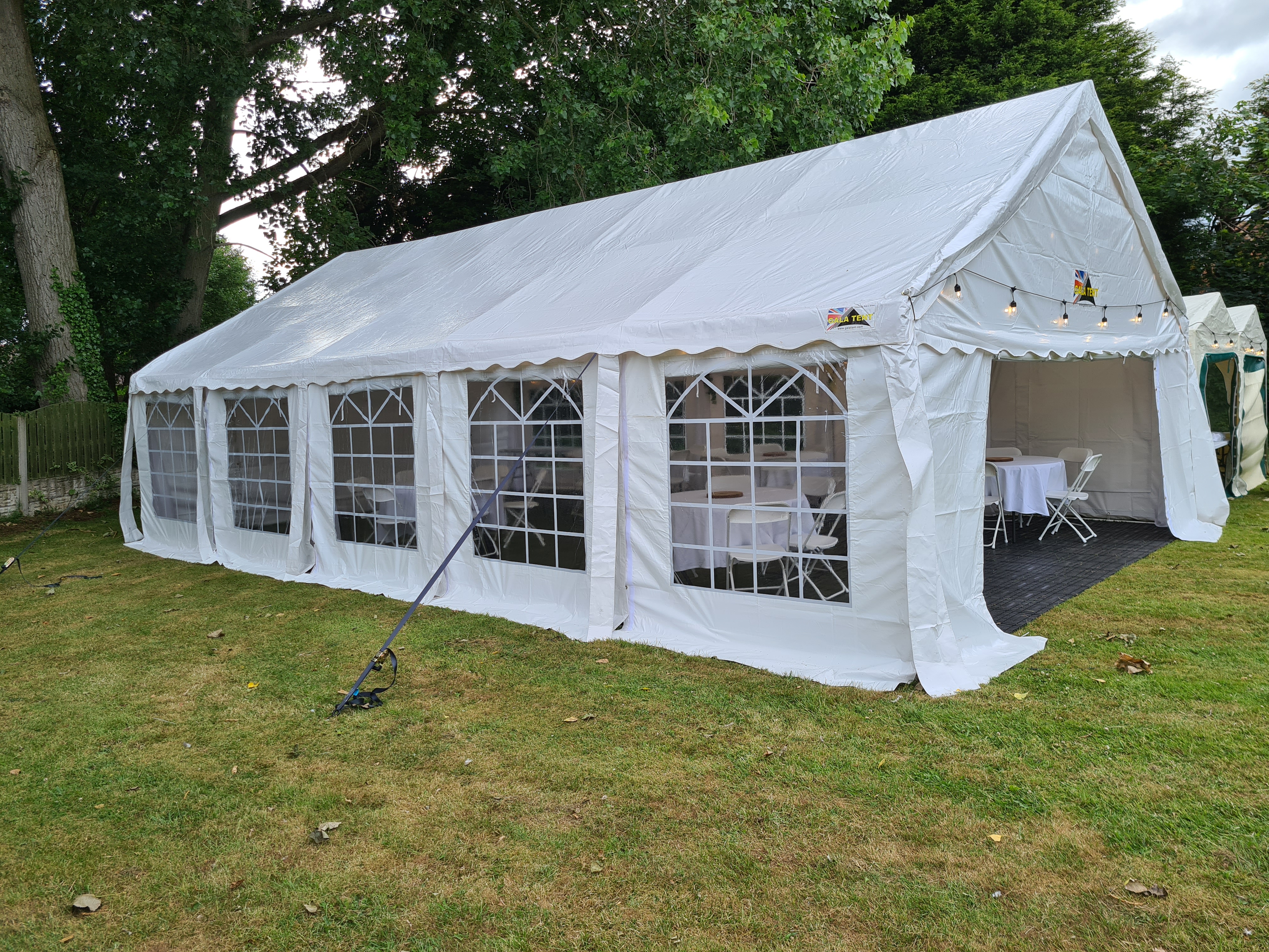 Large Sturdy 8m x 6m Marquee