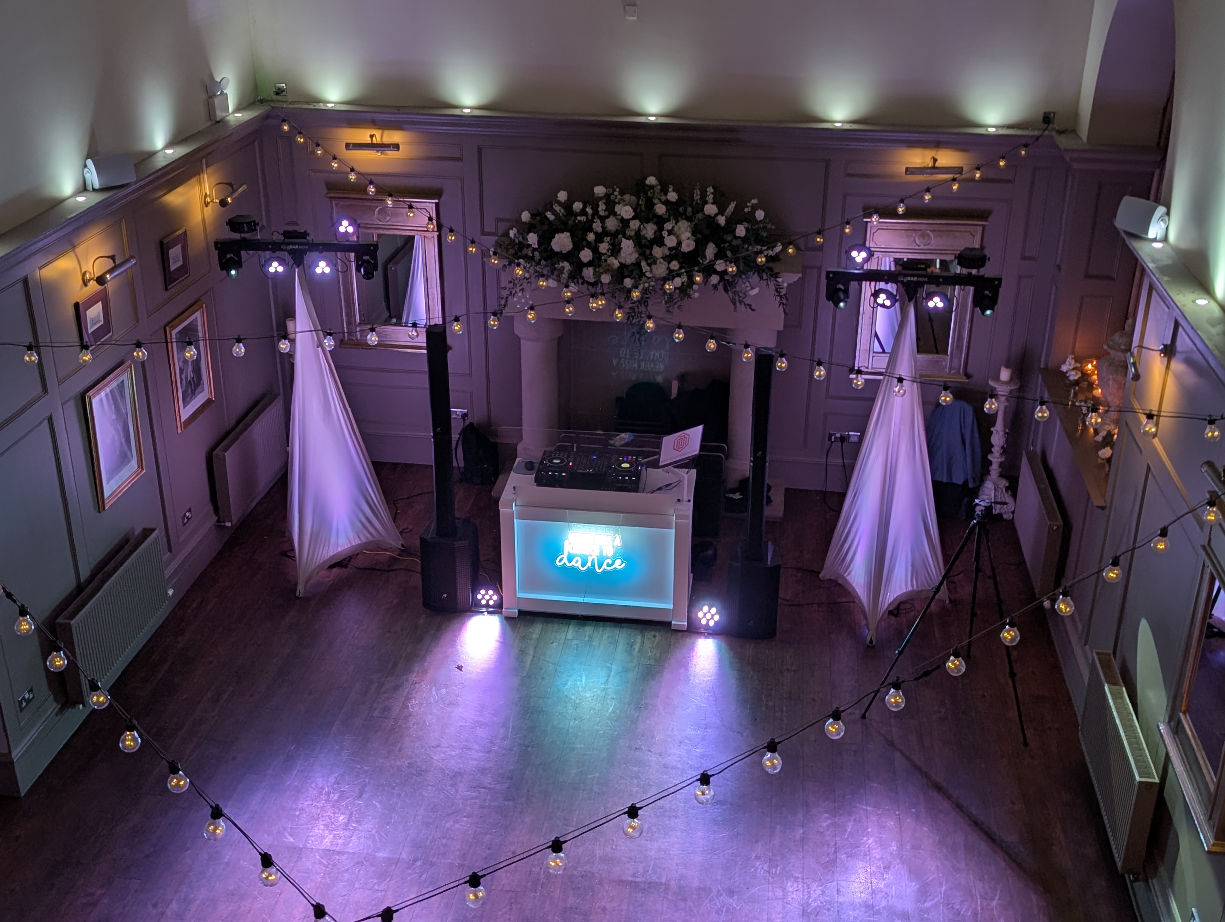 Marvellous Disco / DJ - over 20 years of wedding experience! 