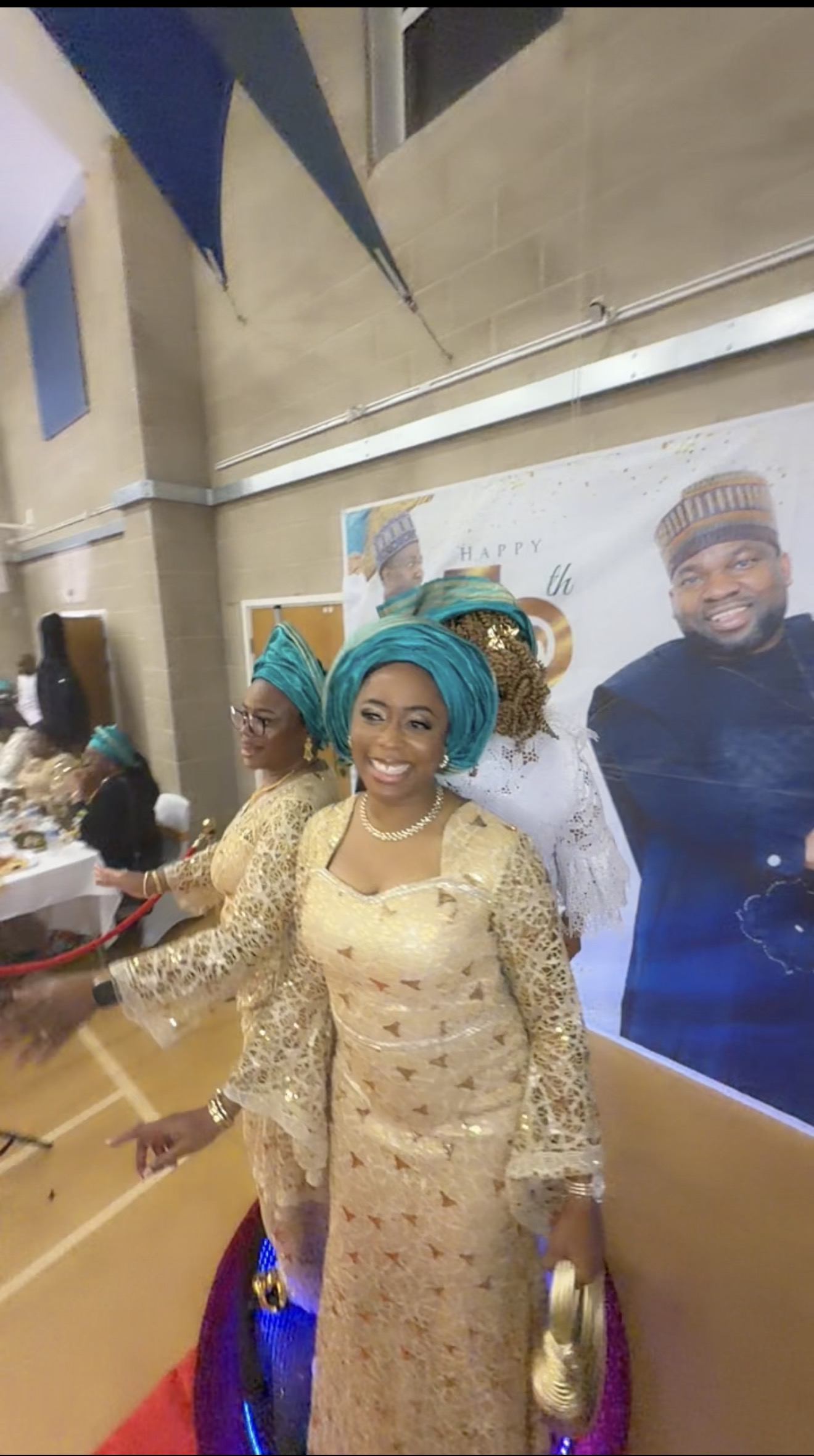 Premium Infinite 360 Glass LED Photobooth