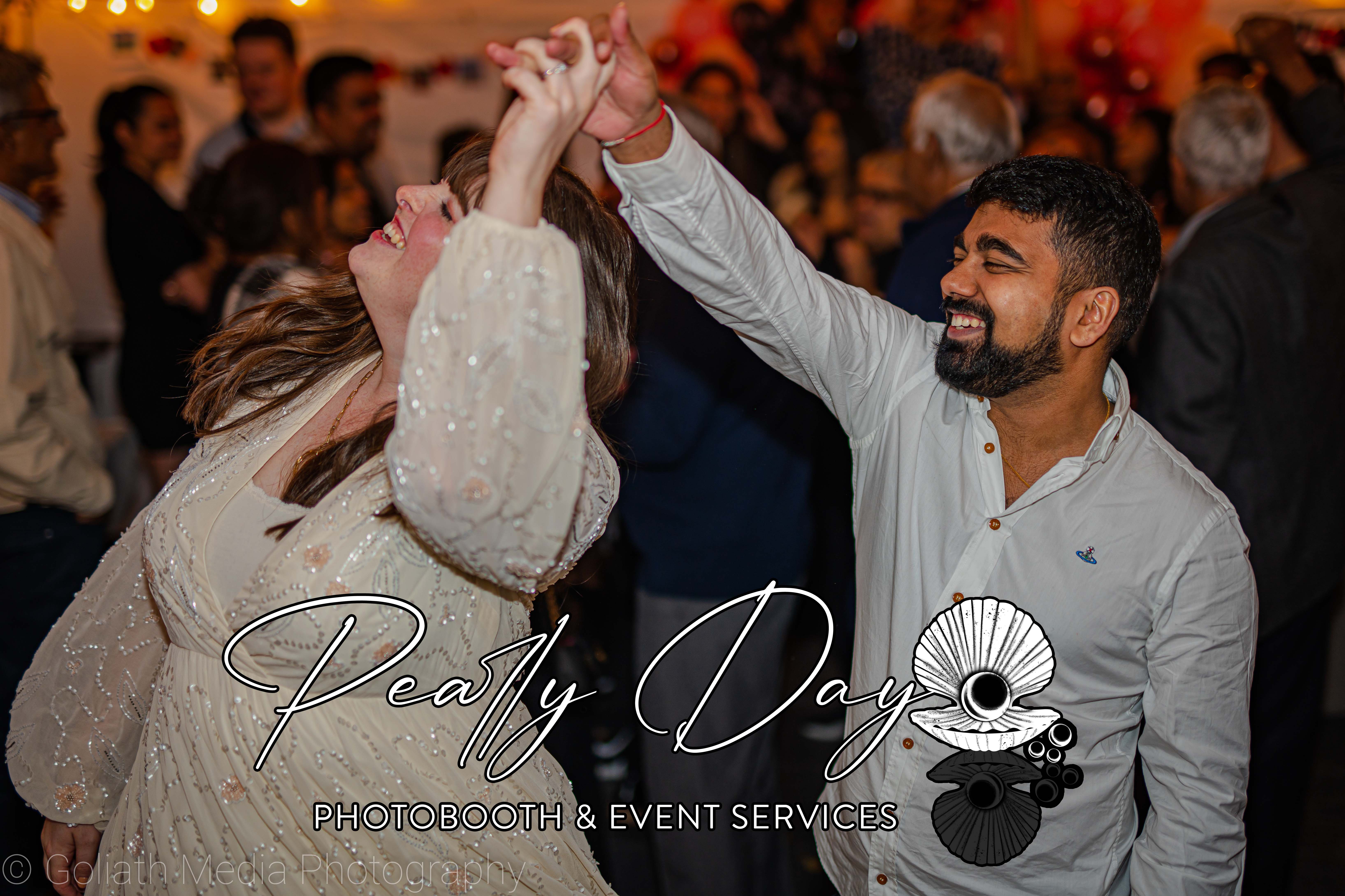 Capturing Elegance & Memories: Luxury Photobooth Experiences