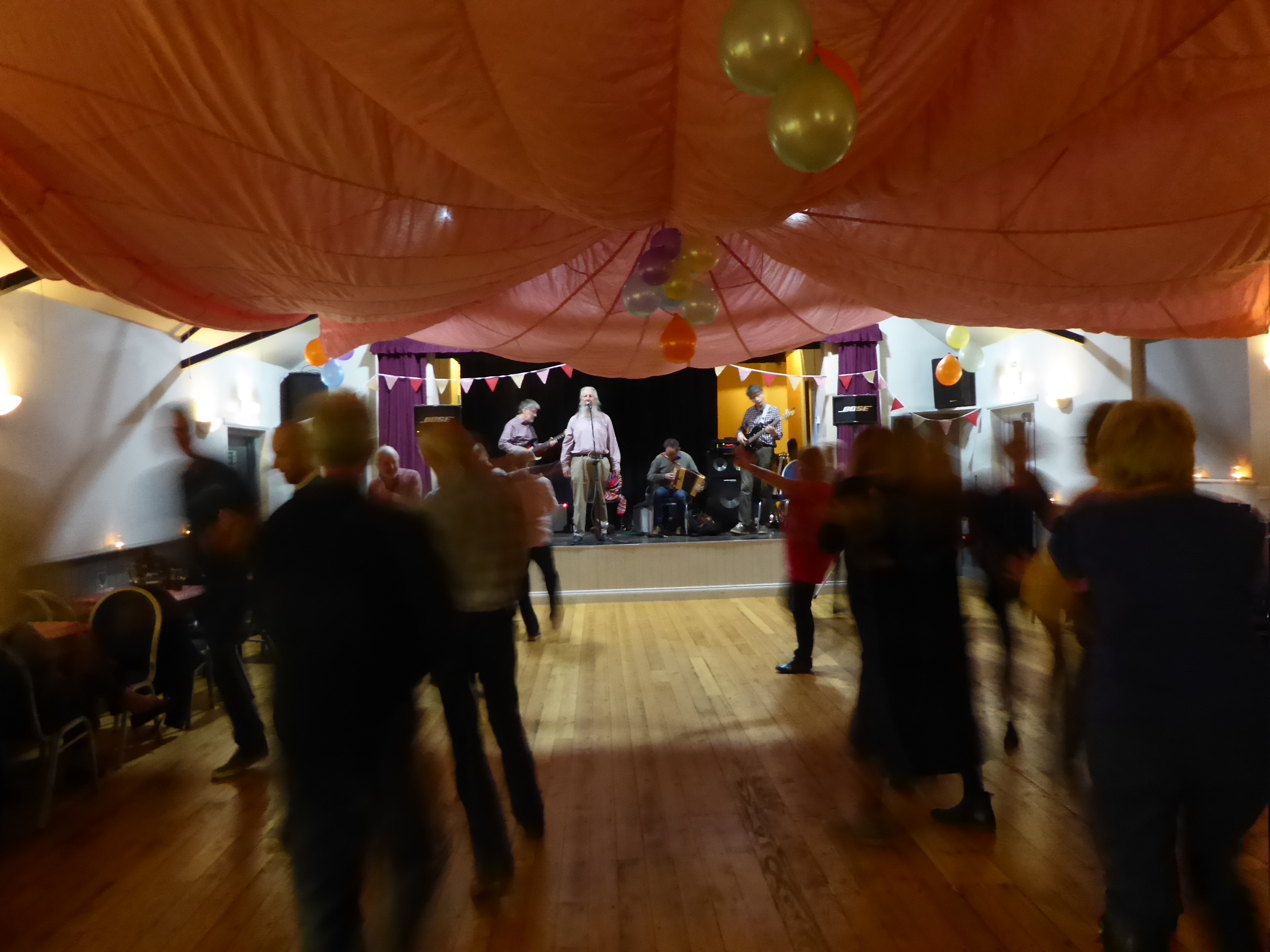 Barn Dance Band for Weddings, Birthdays & Social Events