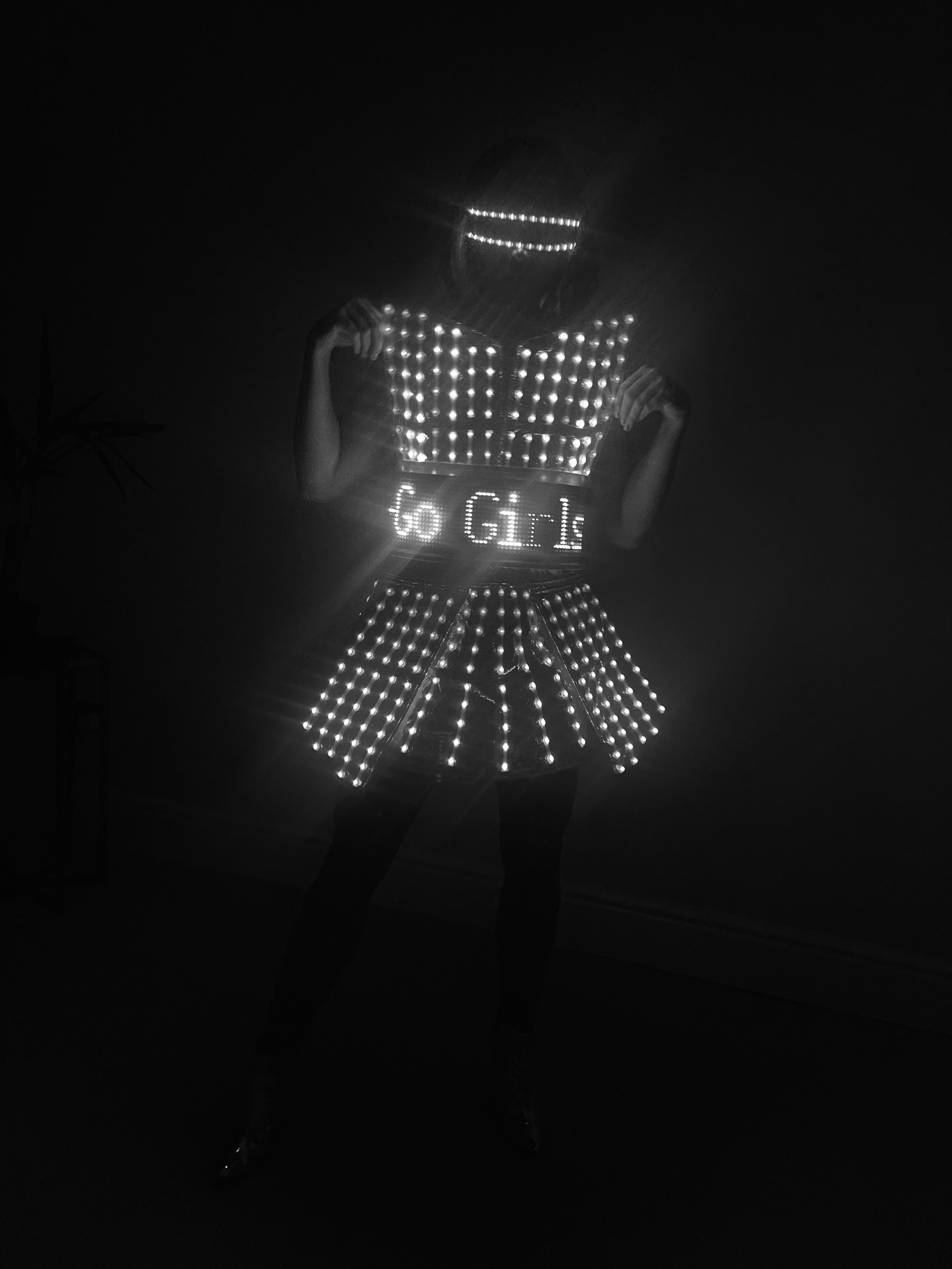 'The Glow-Go Girls' Are The Perfect Personalised Entertainment