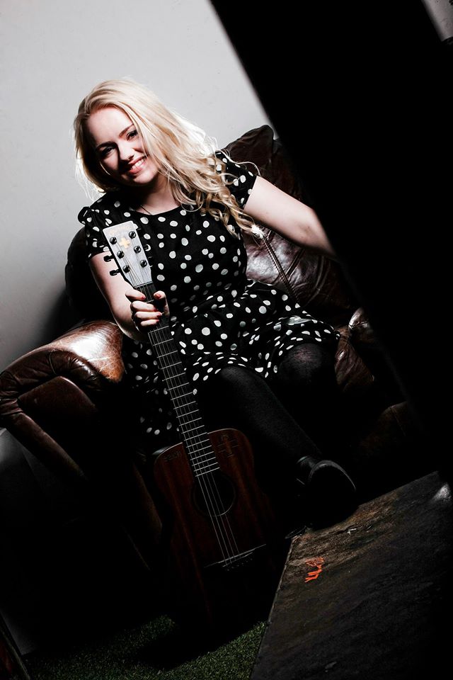 Singing Guitarist 'Lorna Adams' Covering All Genres
