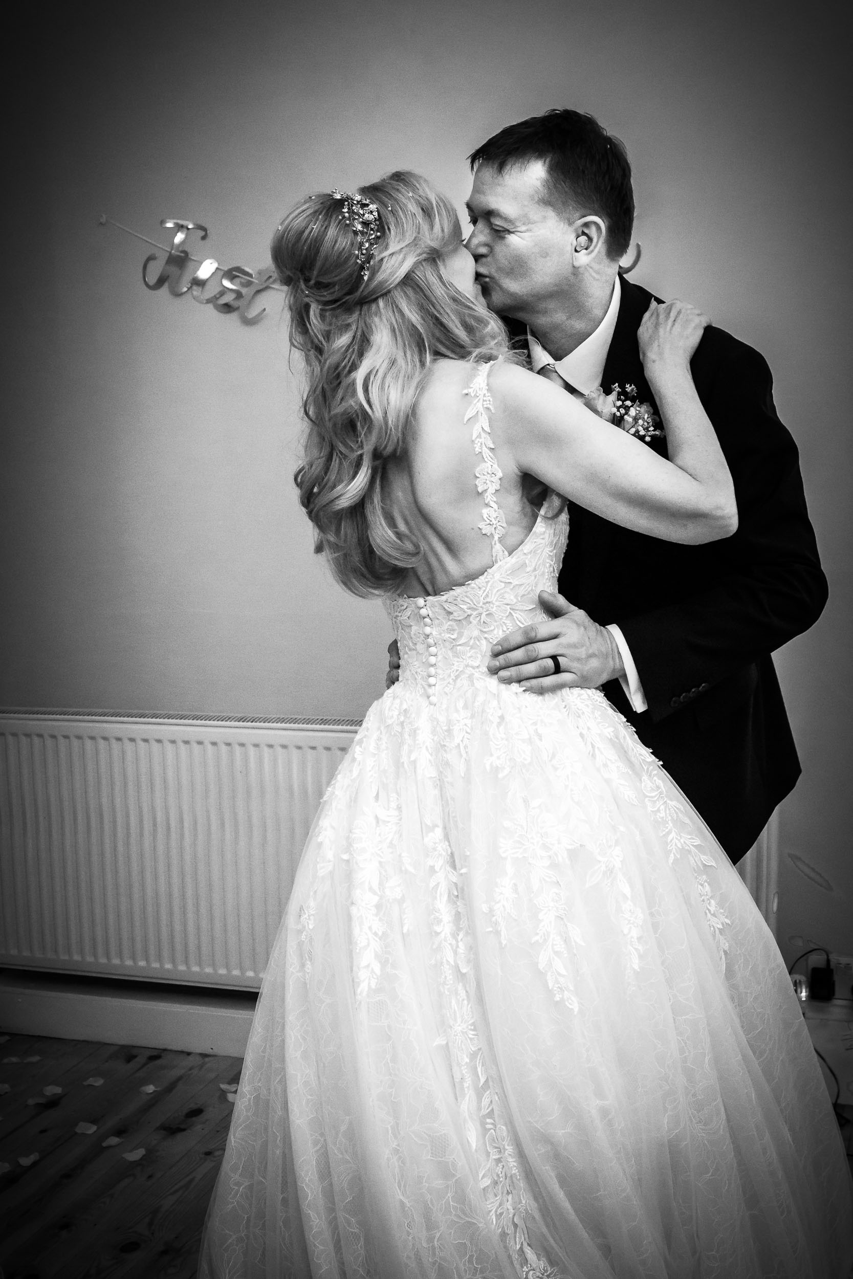 Capturing Those Unguarded Moments To Tell The Story Of Your Wedding