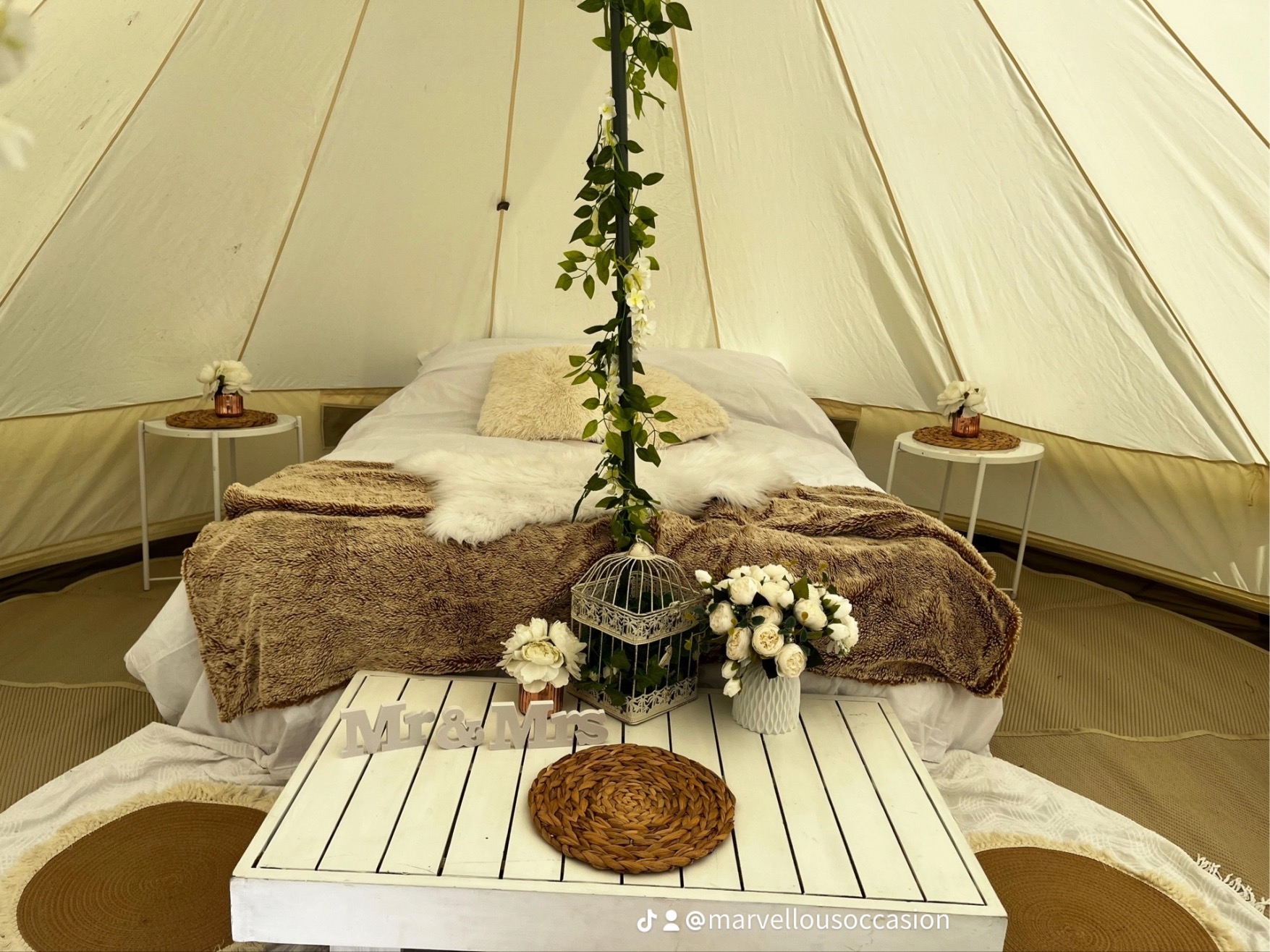 Cosy Garden Sleepovers in a Beautiful 4m Bell Tent