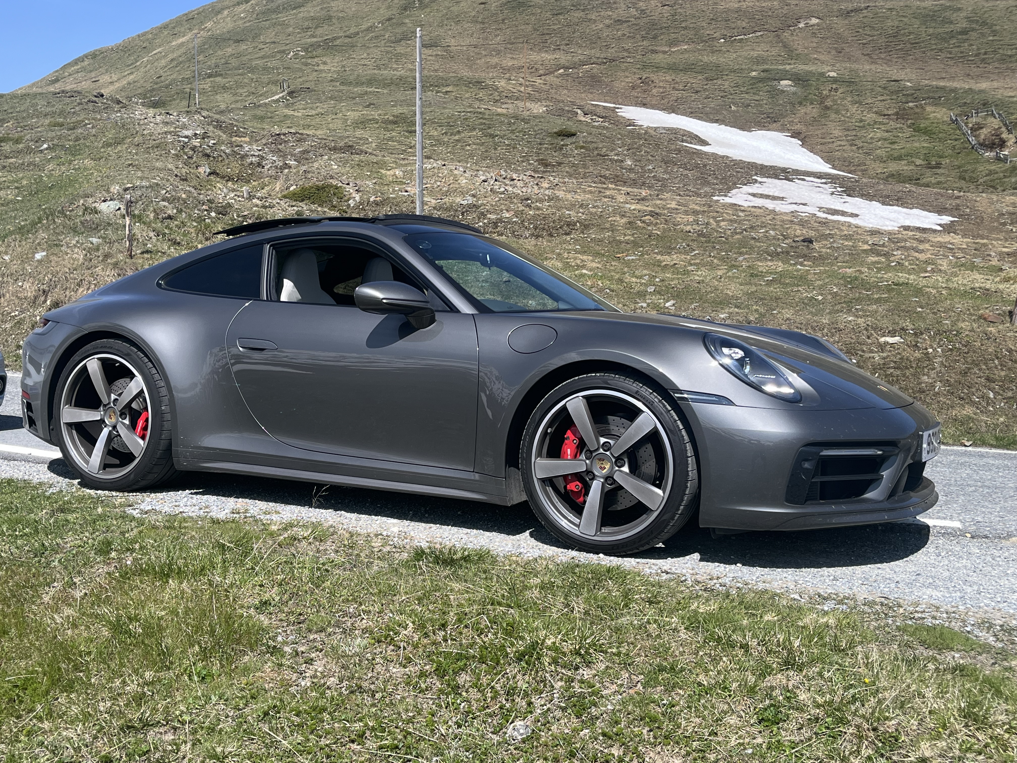 Chauffeur Driven Porsche 911 Carrera S (992)