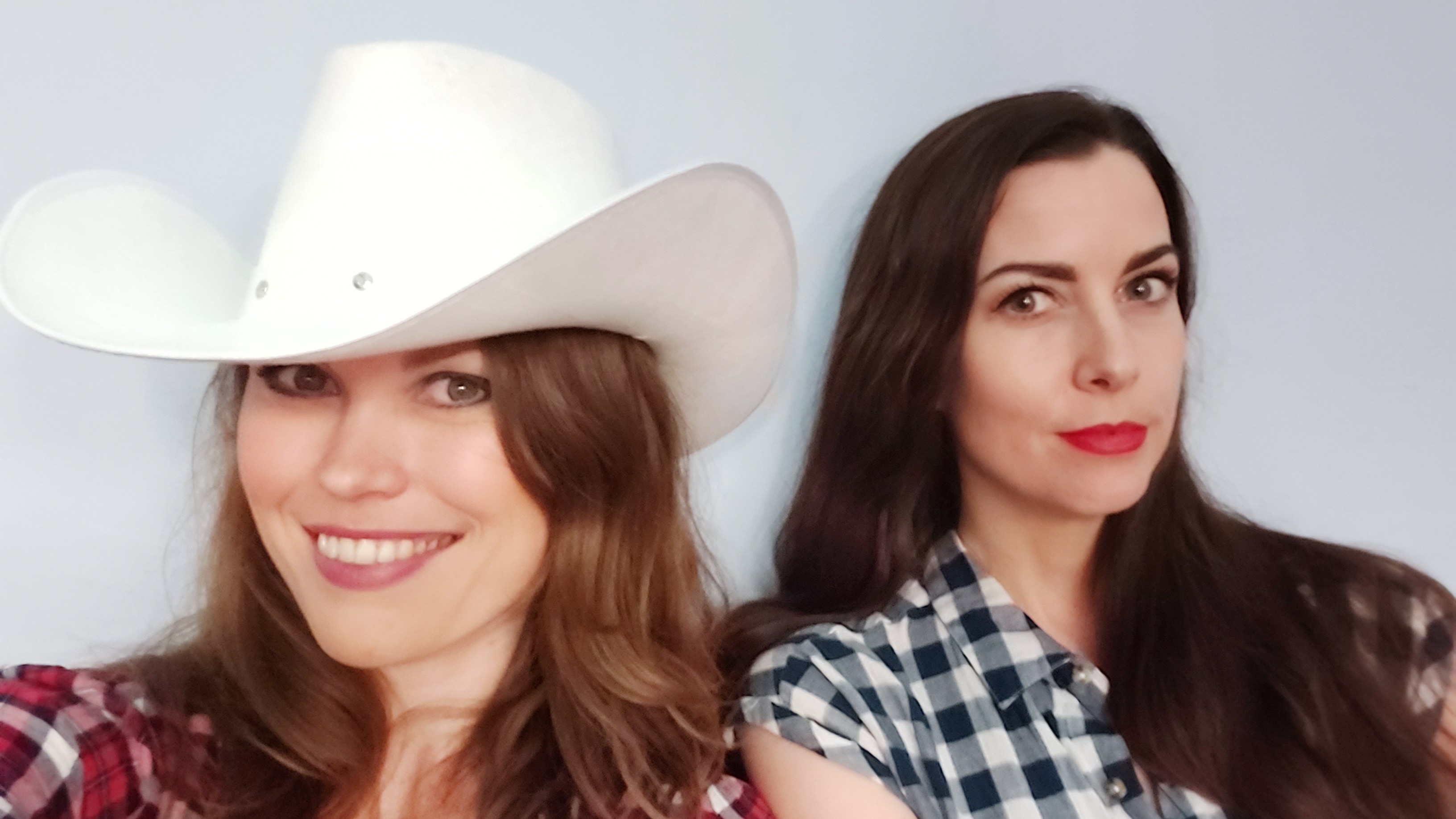 Honky Tonk Angels Duo
