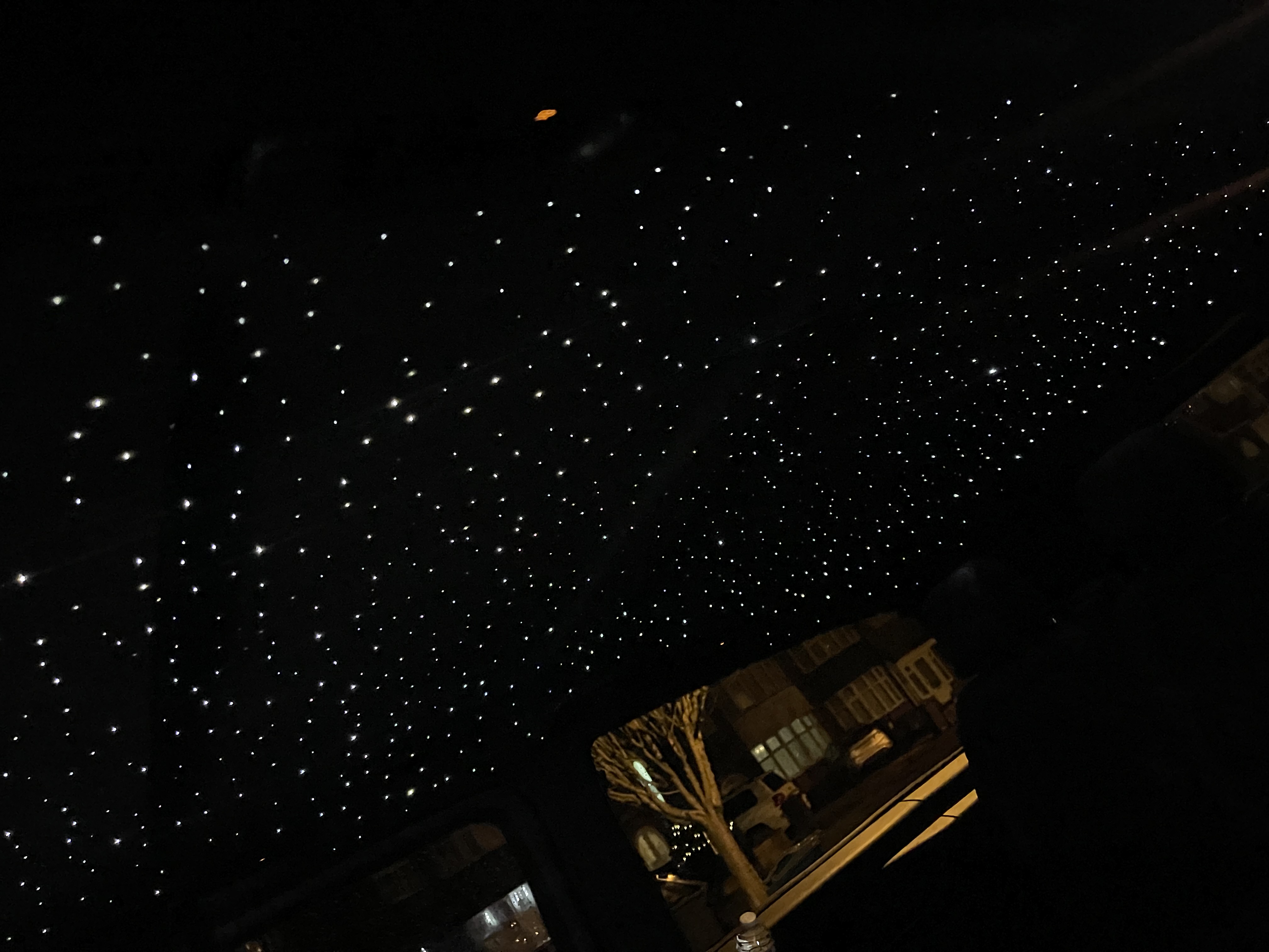 Executive Mercedes V Class With Starlights