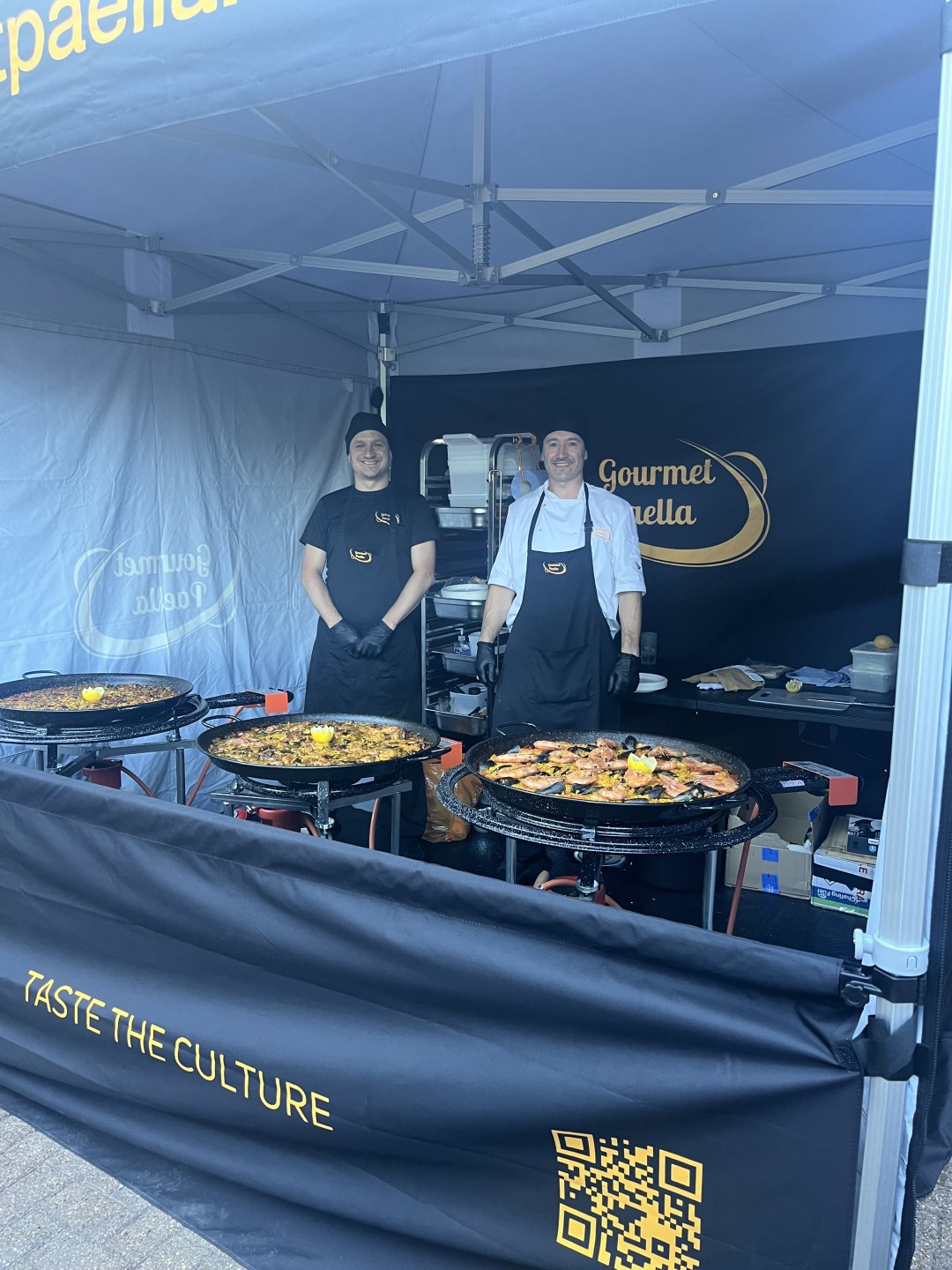 Authentic Valencian Paella Catering – Live Cooking Experience
