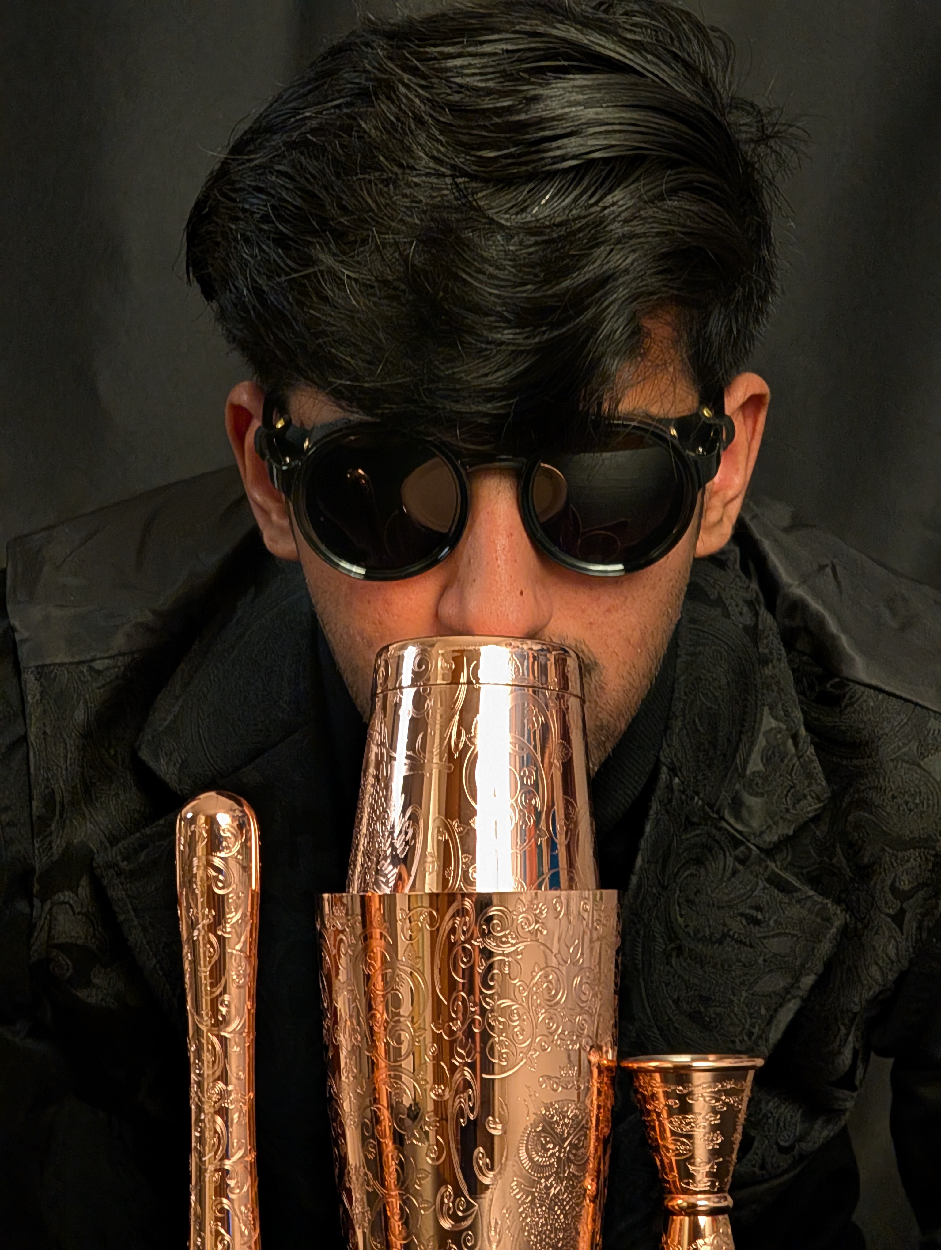 Professional Mixologist & Cocktail Bartender for Events