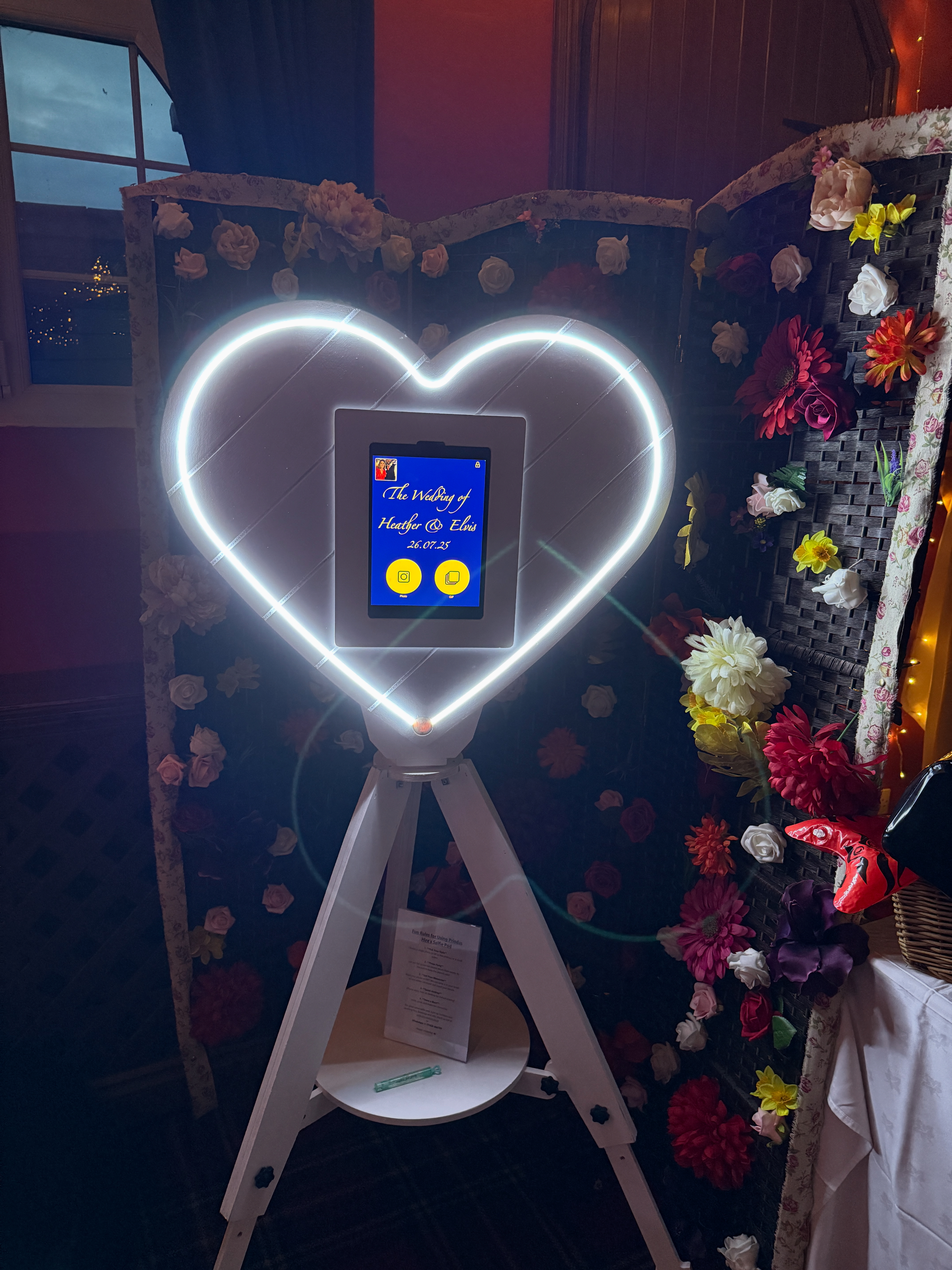 Elevate Your Event with White Heart-Shaped Selfie Pod