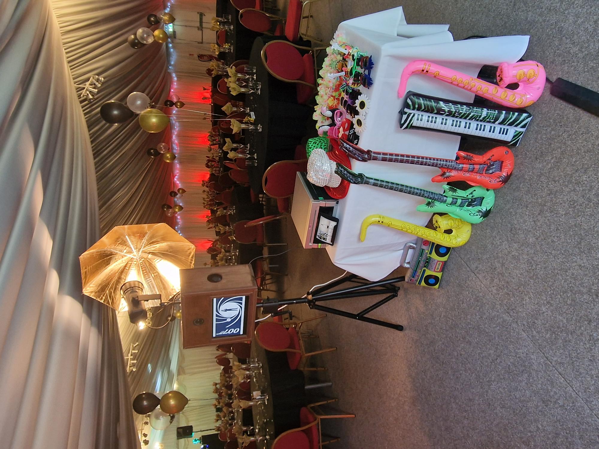 Rustic Open Style Photo Booth