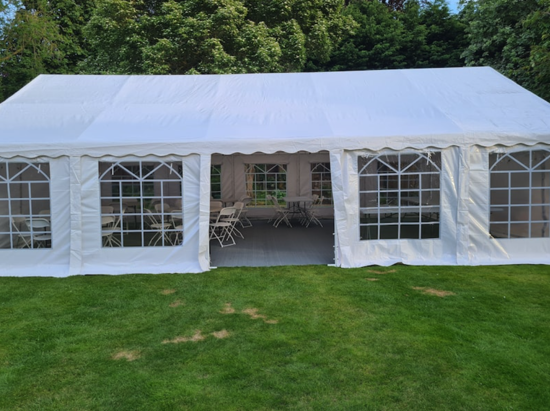 Large Sturdy 8m x 6m Marquee