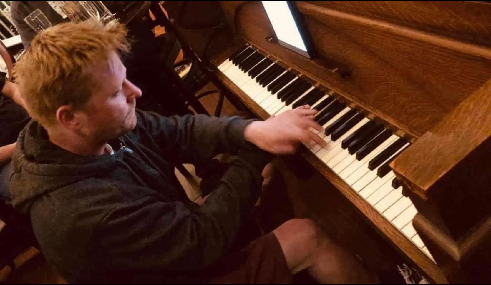Matthew Richards — Classical & Jazz Solo Pianist