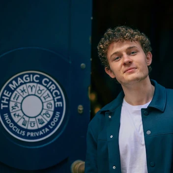 Robbie Stevens Magic