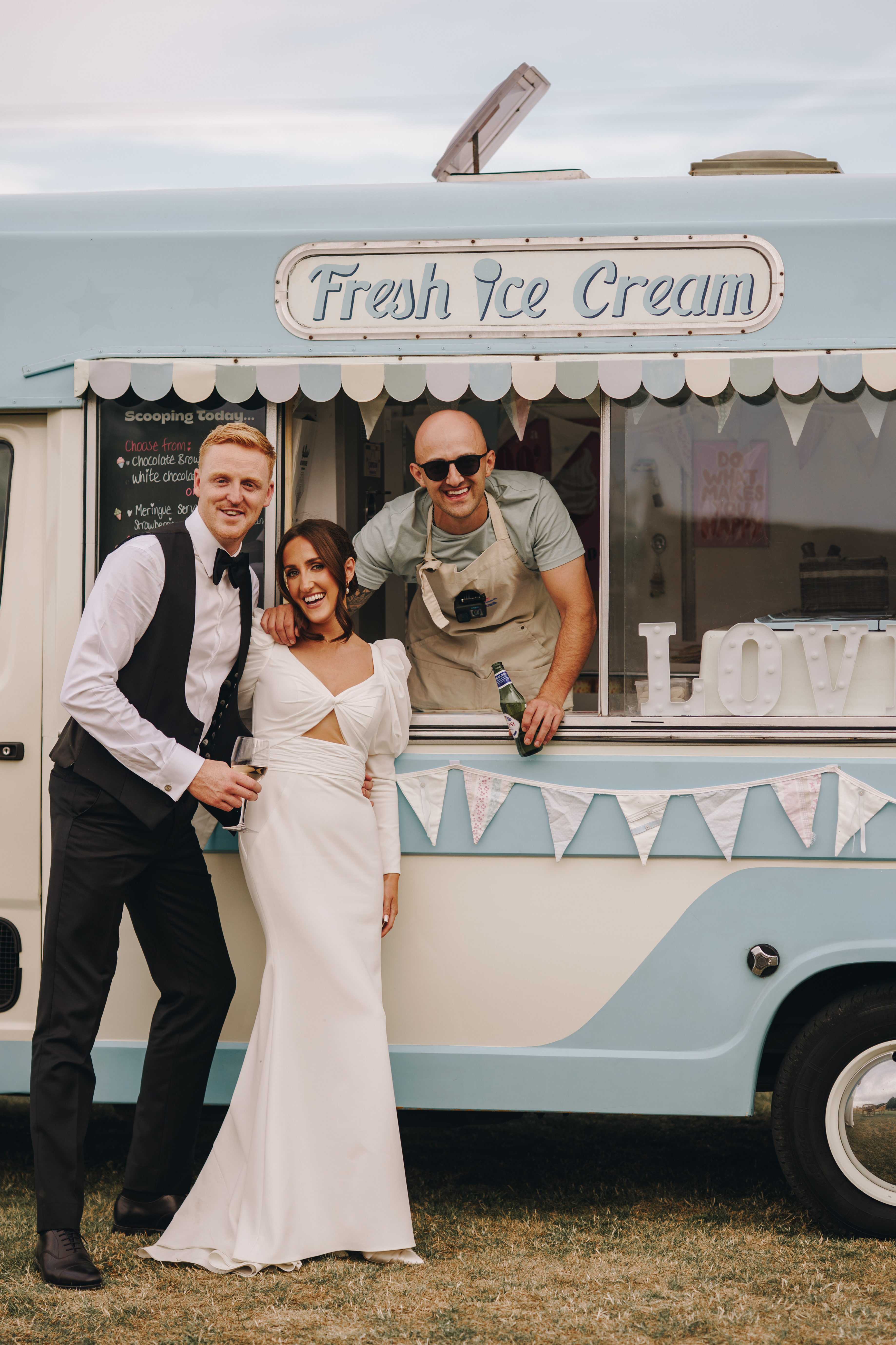 Vintage Ice Cream Van Serving Handcrafted Scooped Ice Cream & Mr Whippy