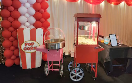 Stylish Cinema Style Popcorn Machine Cart