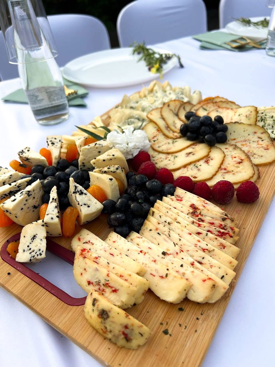 Luxury Grazing Table – Perfect for Weddings, Parties & Corporate Events