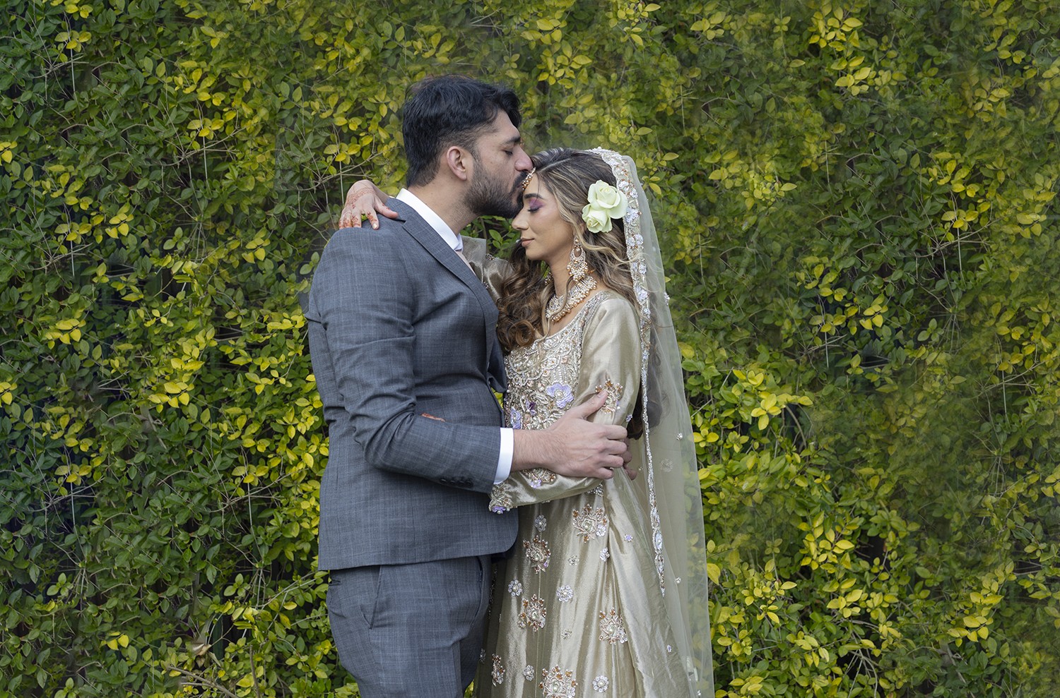 Artistic Documentary Wedding Highlight Films