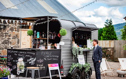 Unleash the Party with Stylish & Contemporary Horsebox