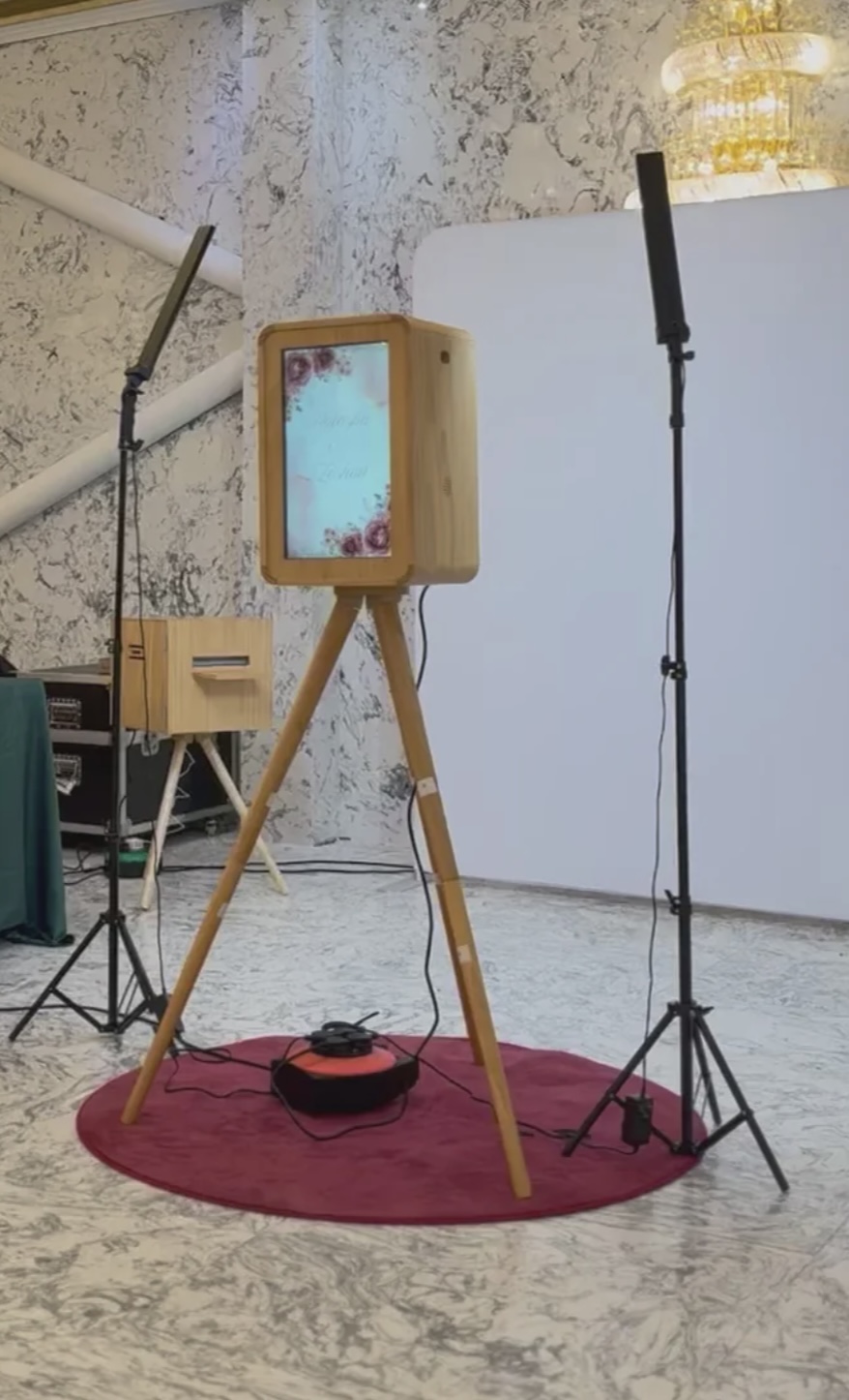 Vintage Photo Booth - Timeless Charm, Picture Perfect Moments