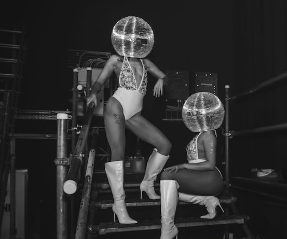 Disco Ball Head Performers – Ultimate Party Showstoppers 🪩