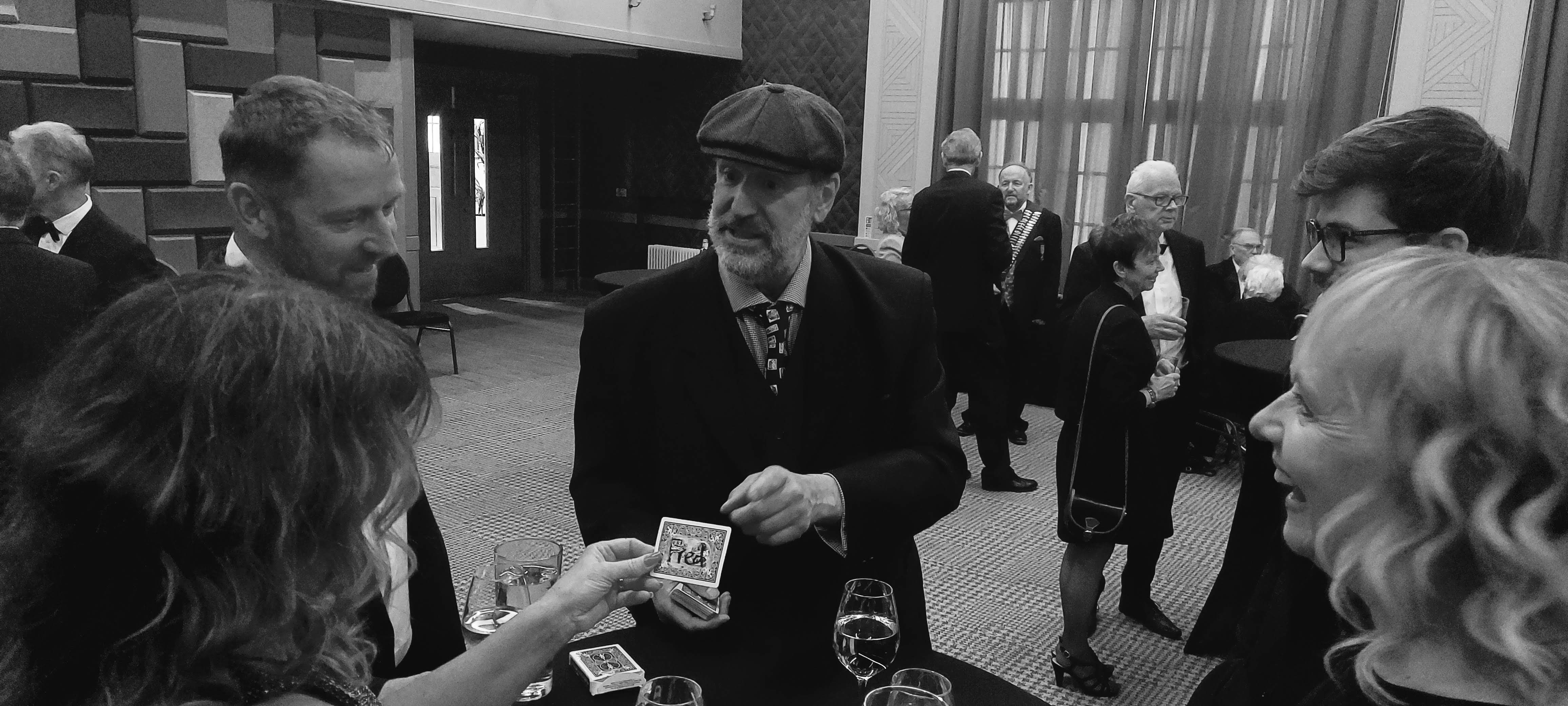 Interactive Mix & Mingle Close-Up & Table Magic