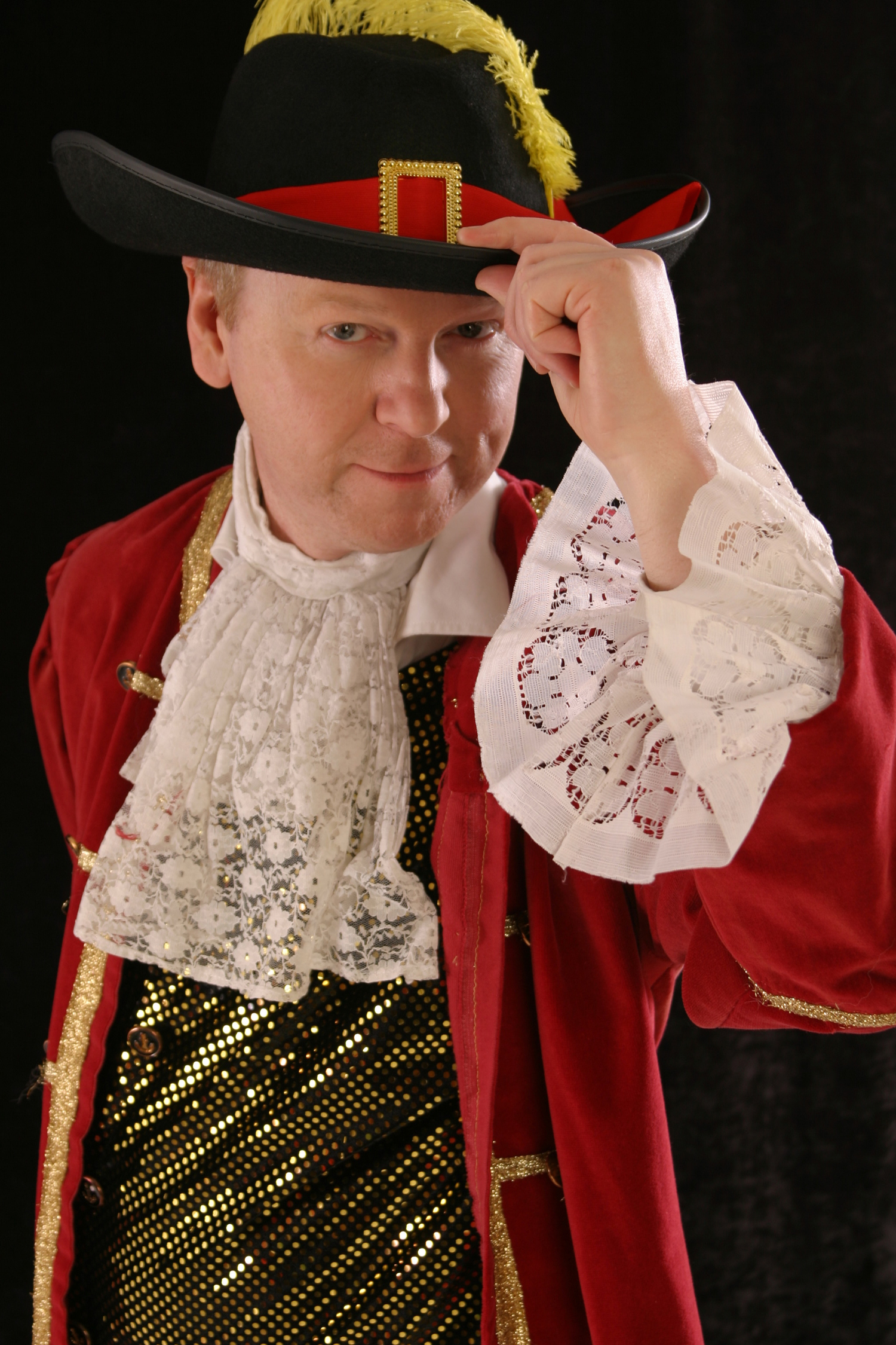 Singer Entertainer - Pop, Classical, Musical Theatre, Swing, Folk