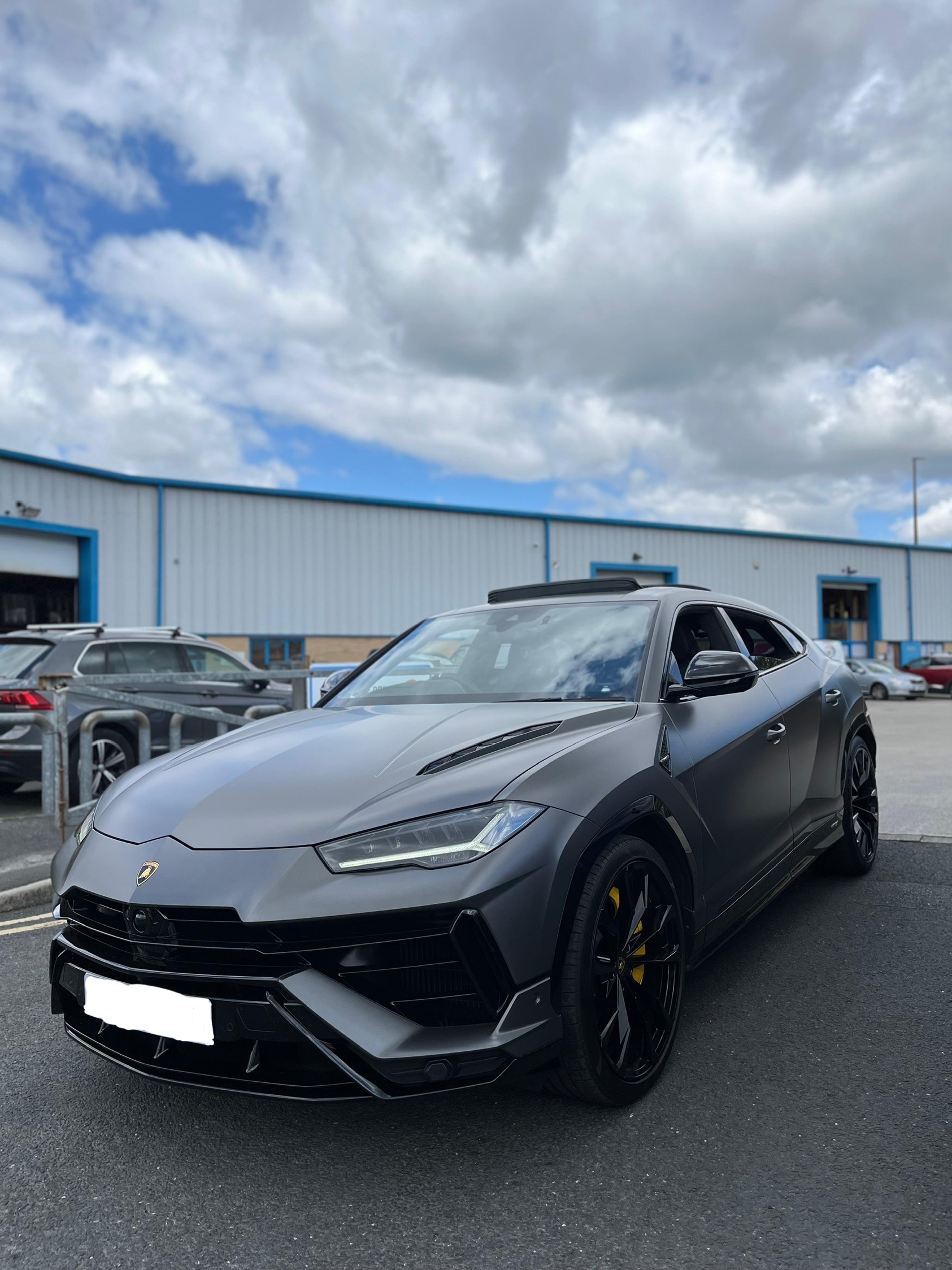 Beautiful & Elegant Lamborghini Urus